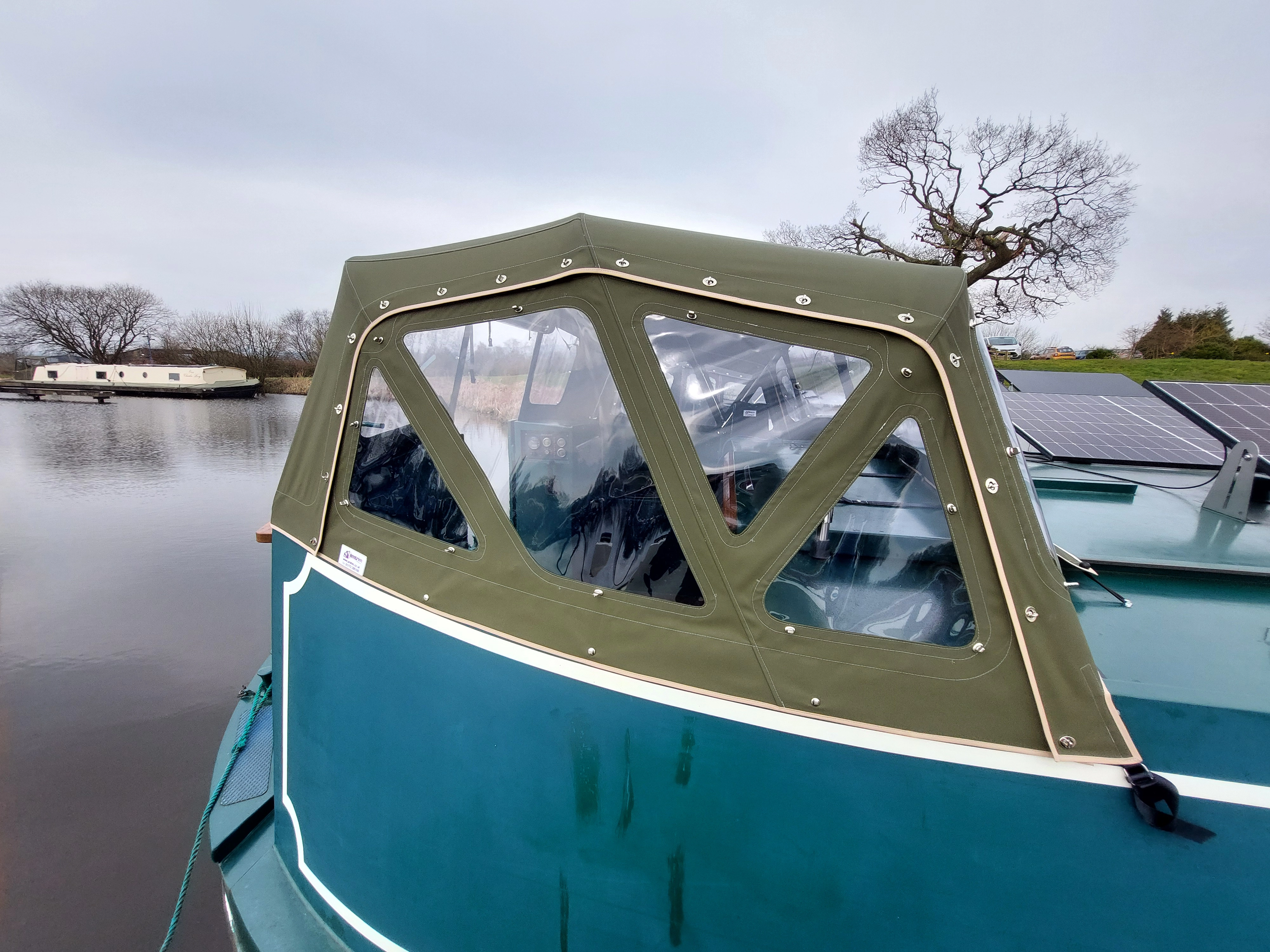 widebeam semi-trad pram hood