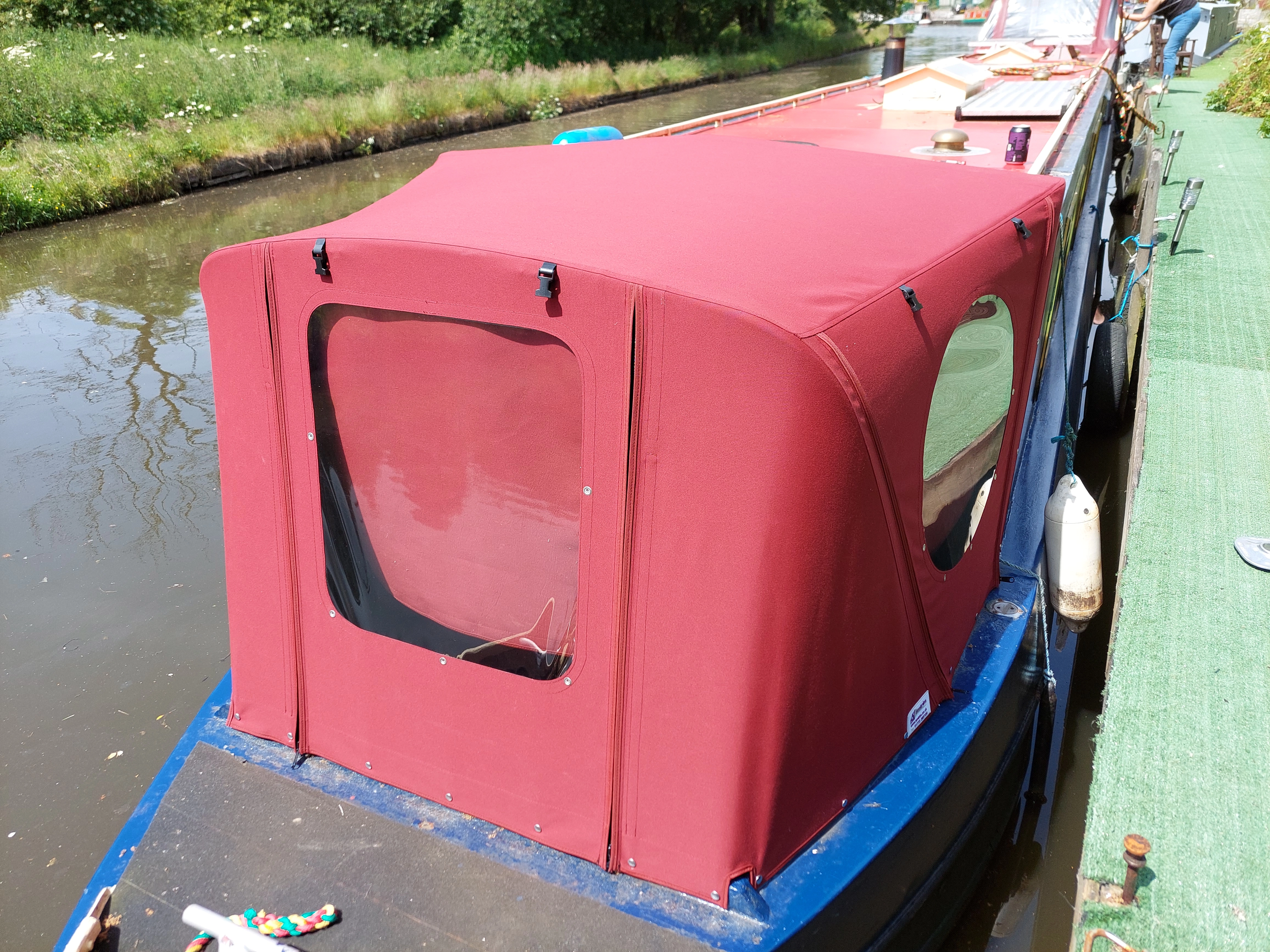 Folding Cratch Hood