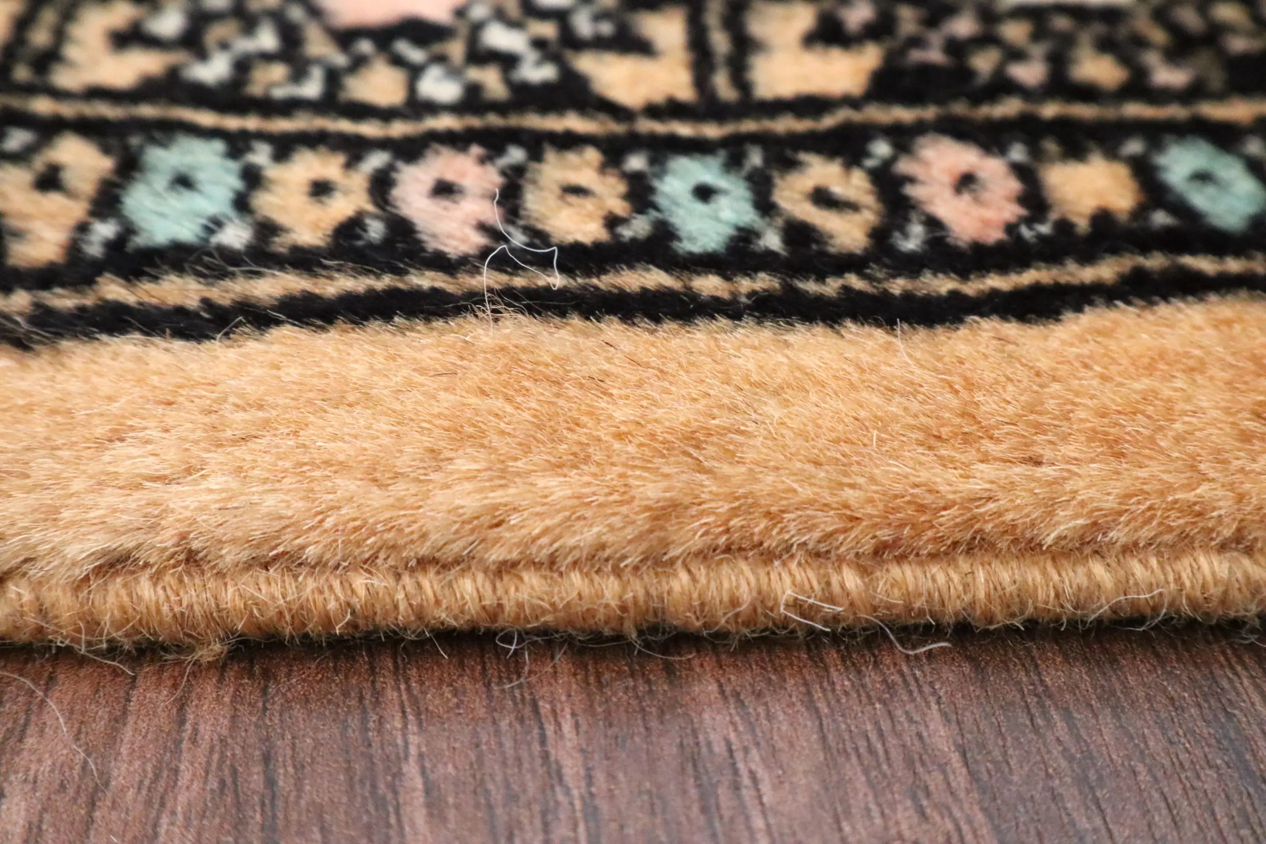 Pakistan Bokhara Rug BOK011C56 1.22 X .83