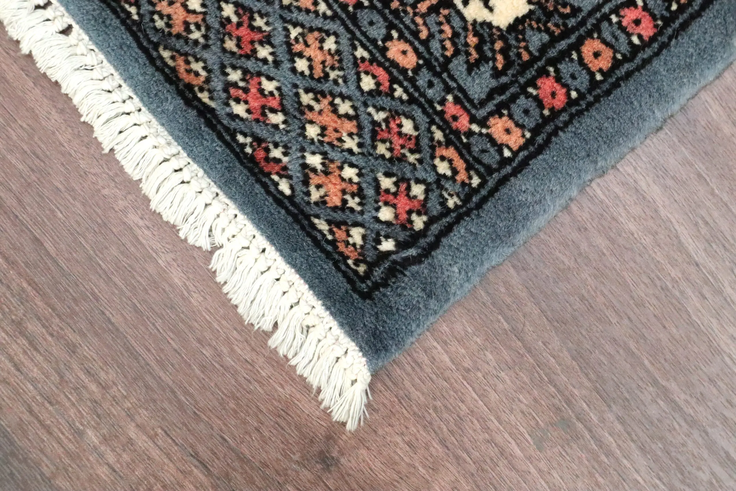Pakistan Bokhara Rug BOK011C54 1.22 X .83