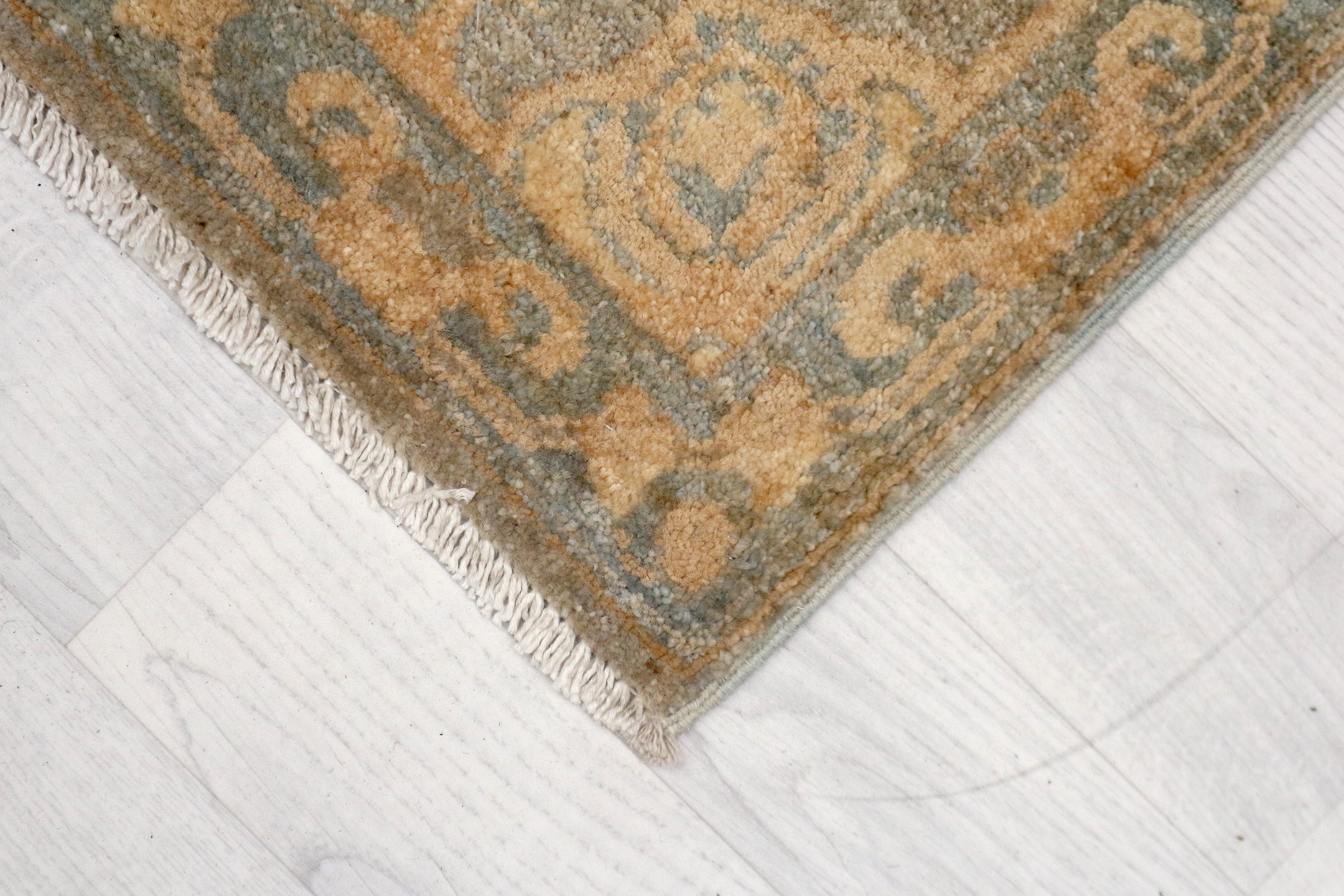 Afghan Veg Dyed Rug AVE006CHE 100 X 61