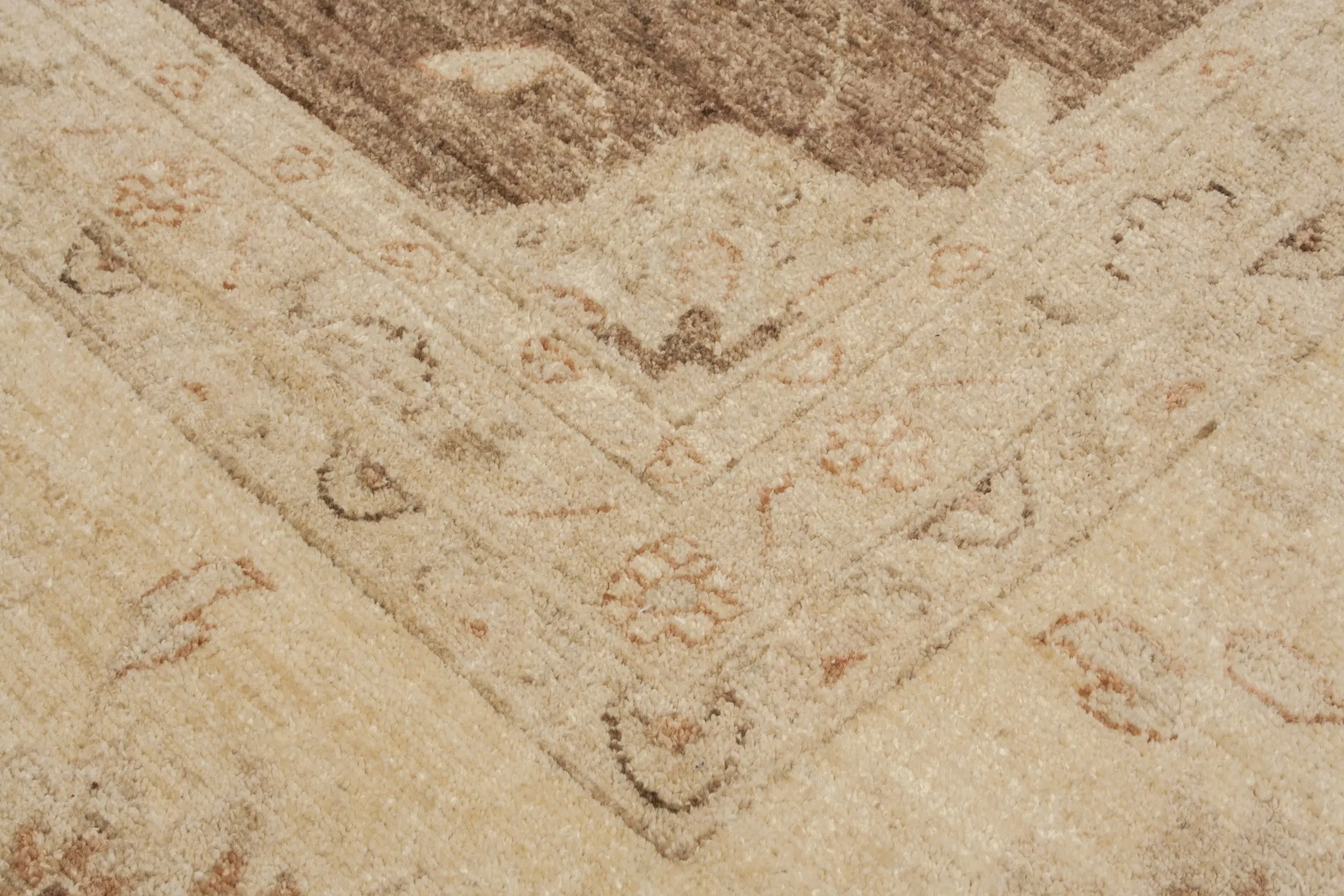 Afghan Veg Dye Rug AVE035053 535x366