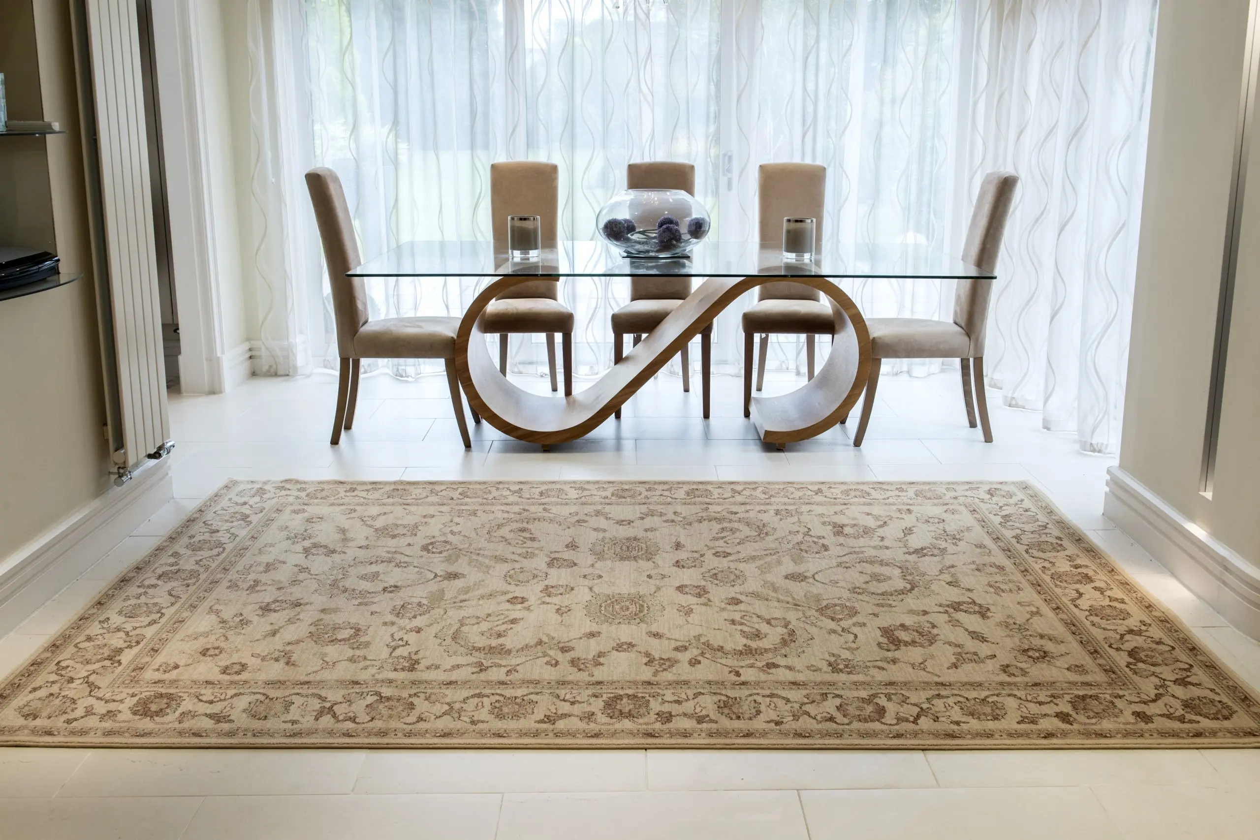 Kashimar woven rug - Cream - Machine woven rug with Traditional design
