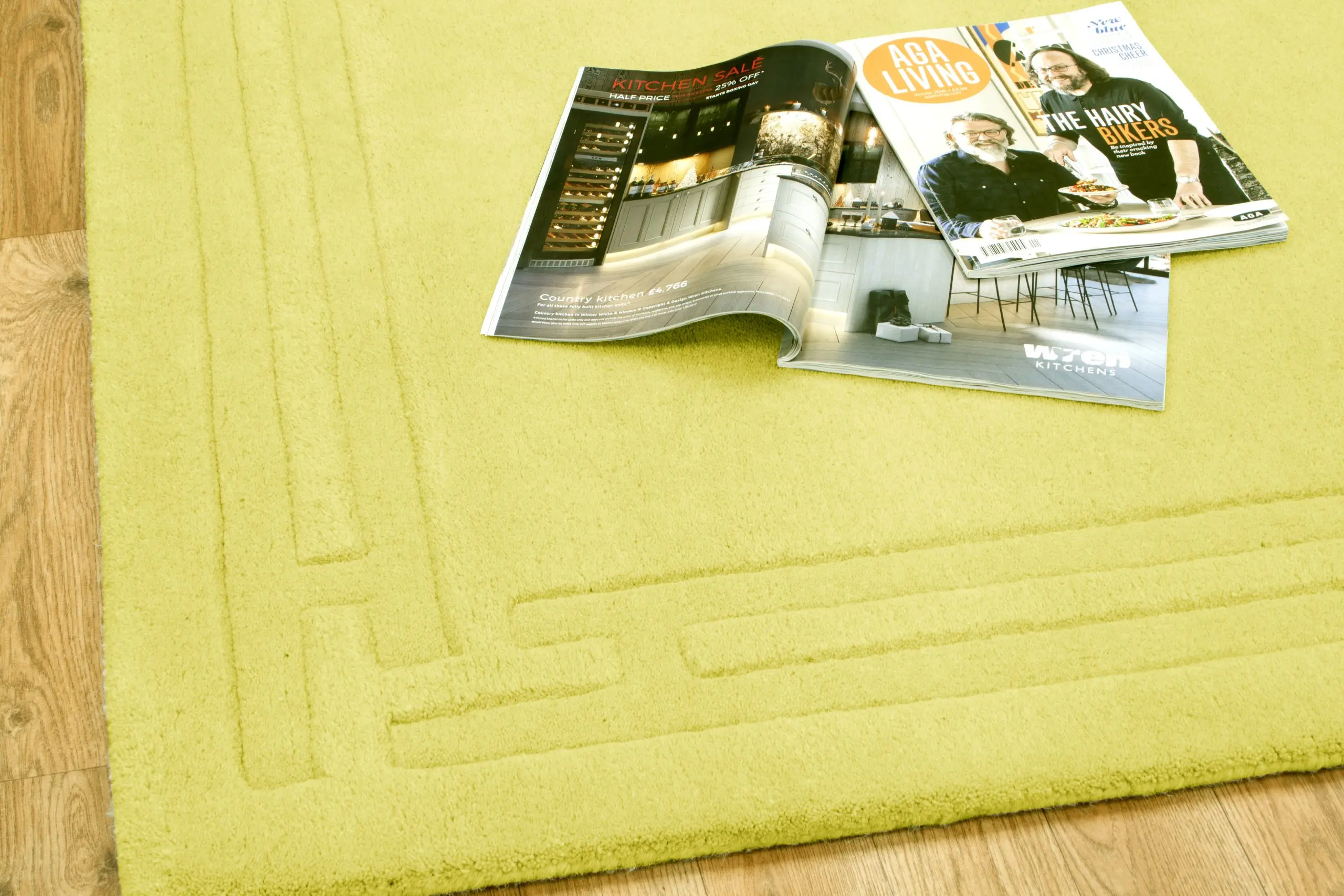 Lippa Plain Carved Rug - Yellow - Plain 100% wool rug with carved desig HHM004