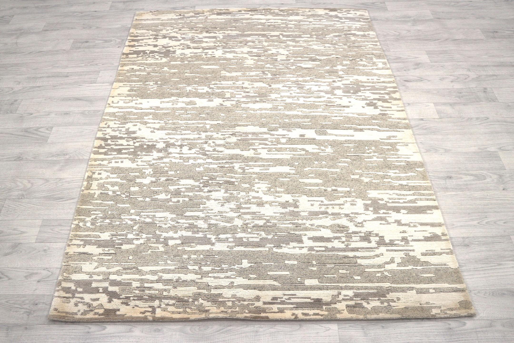 Contemporary Luxury Rug - Neutral - Indian Wool & Silk Rug FAU000150 Q