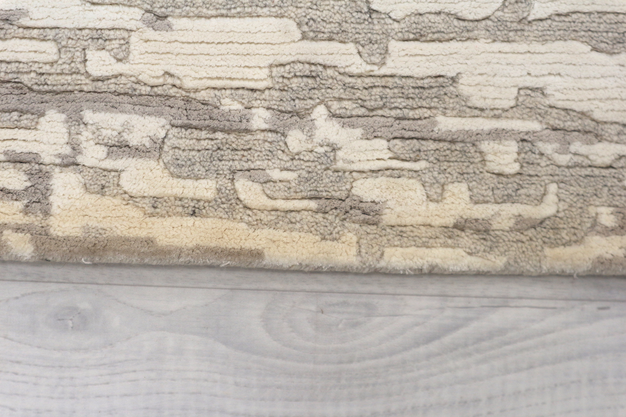 Contemporary Luxury Rug - Neutral - Indian Wool & Silk Rug FAU000150 Q