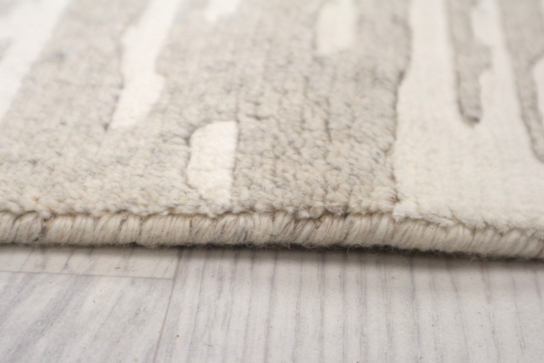 Contemporary Luxury Rug - Neutral - Indian Wool & Silk Rug FAU000150 Q