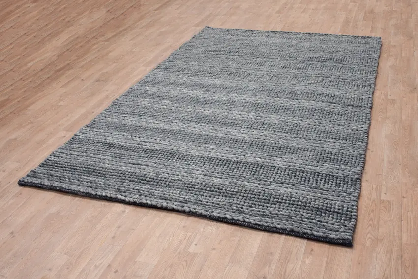 Plaited Rug - Grey - Plain 100% wool rug with Plaited design ILE003