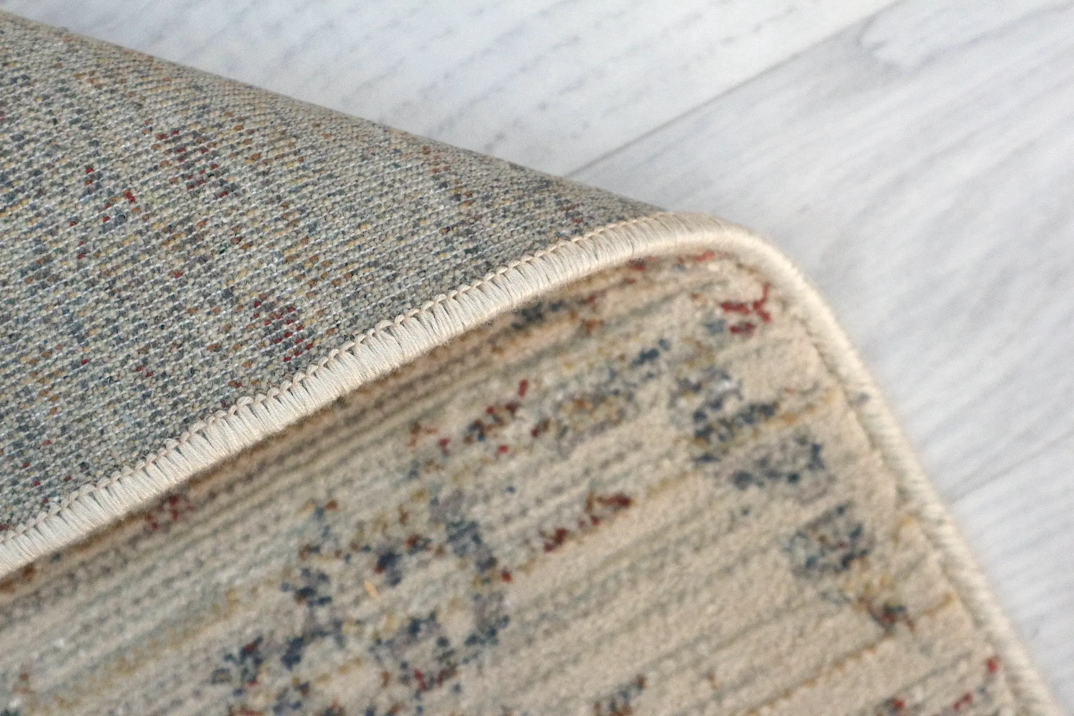 Vintage Design Rug - Cream - Machine Woven ZCA004