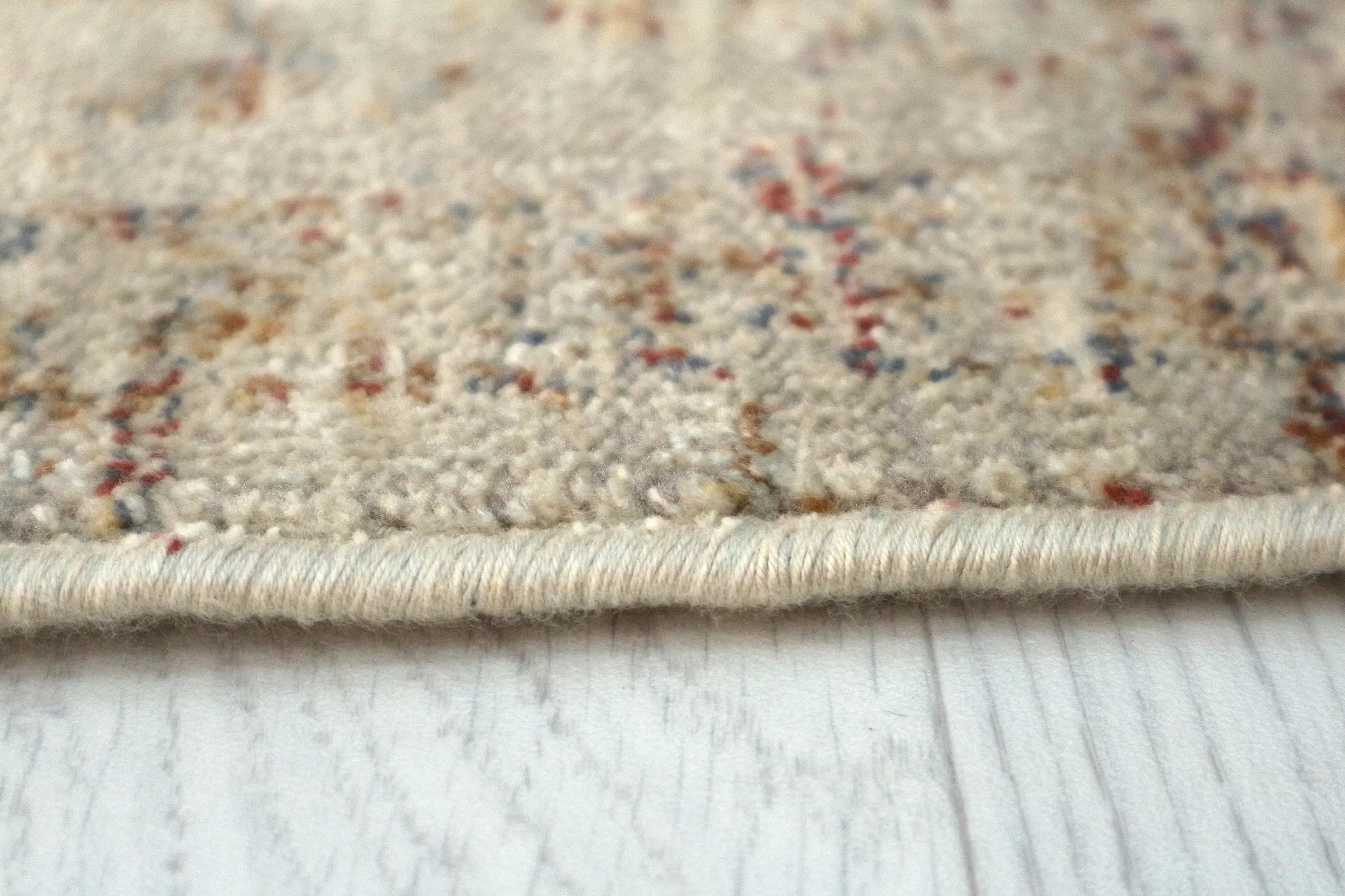 Vintage Design Rug - Cream - Machine Woven ZCA005
