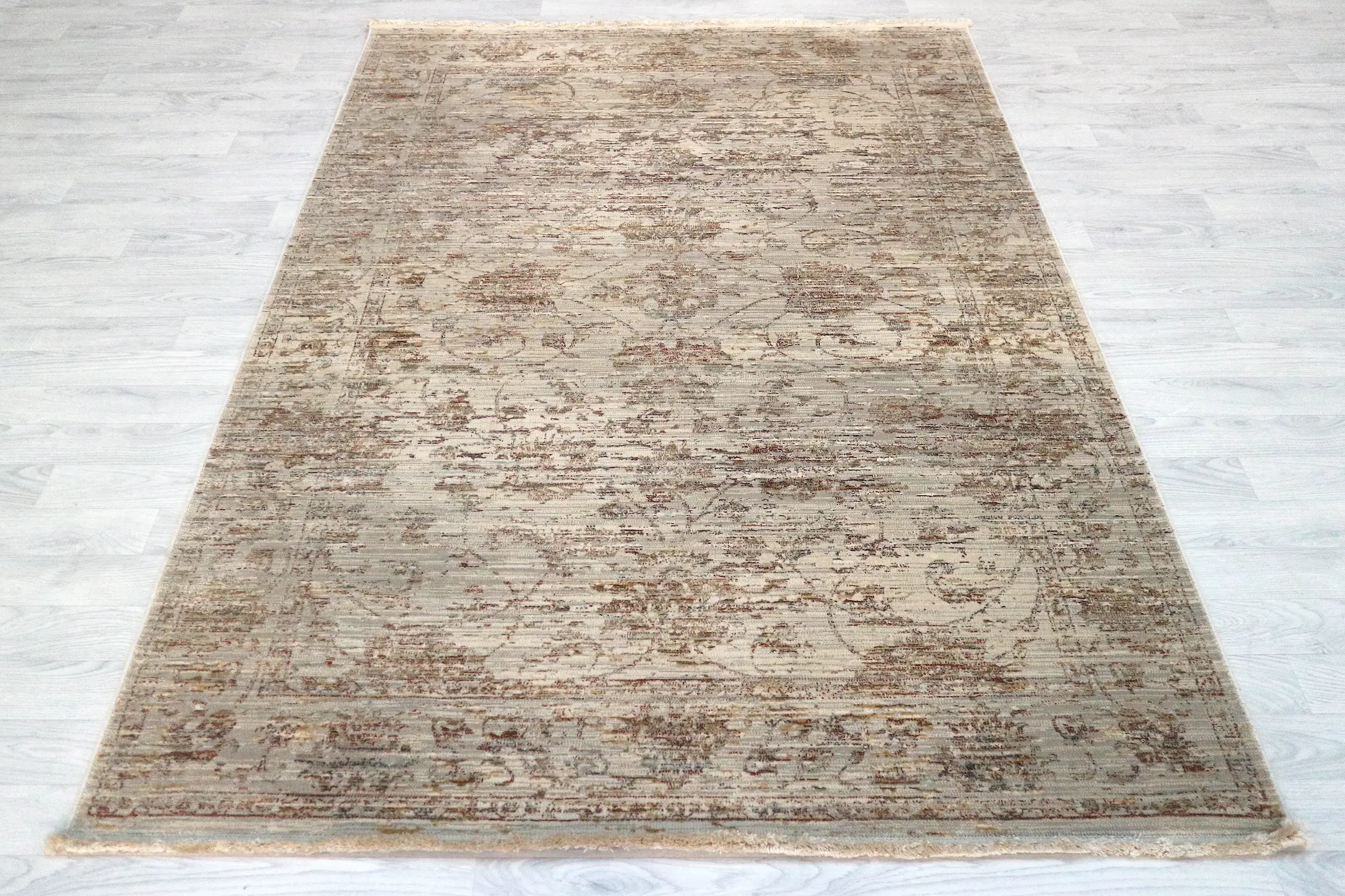 Vintage Design Rug - Cream - Machine Woven ZCA005