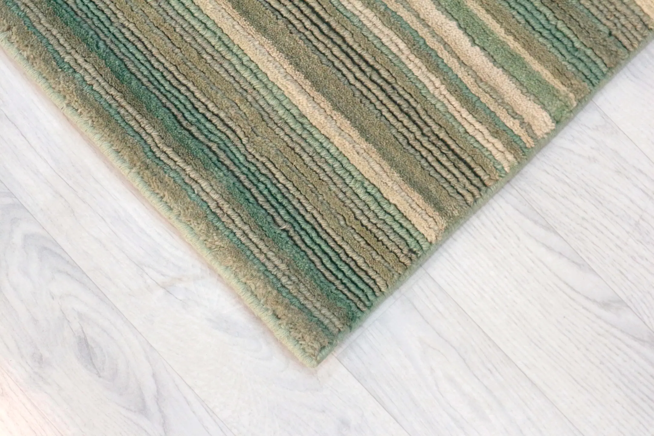 Modern Striped Rug - Indian Rug with Striped Design ECE006