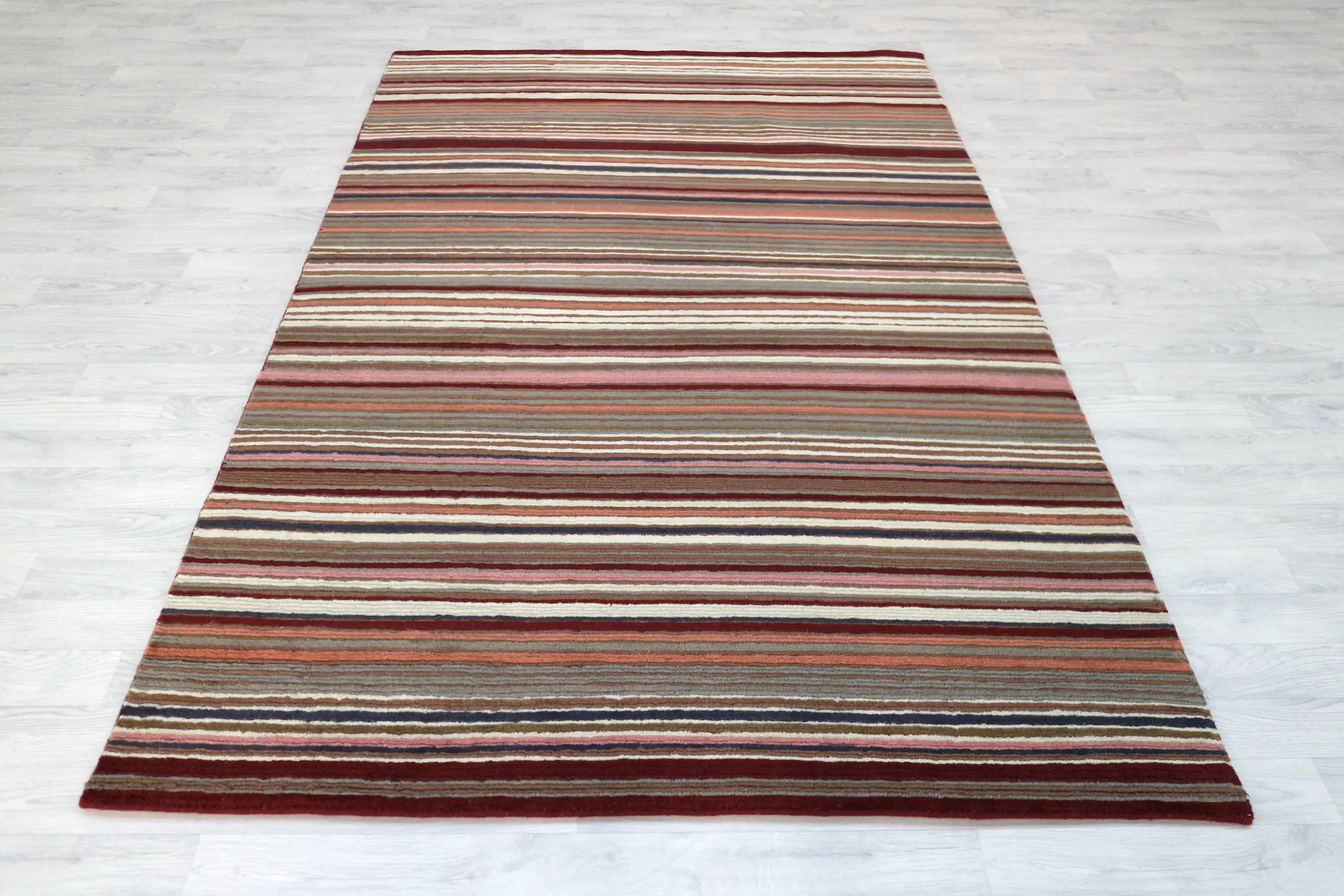 Modern Striped Rug - Indian Rug with Striped Design ECE005
