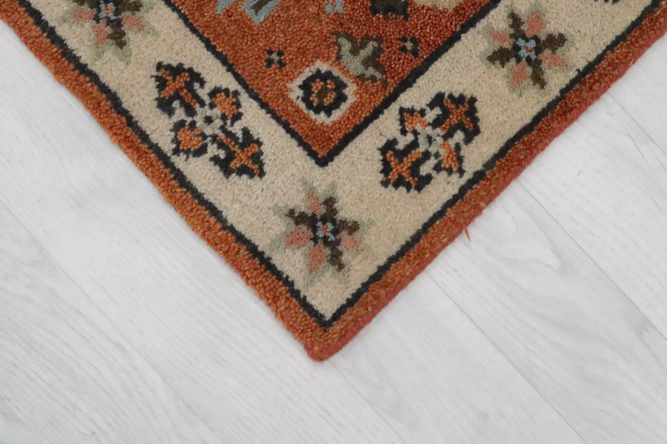 Indian Kazak Rug IKA007000 E 122 X 61