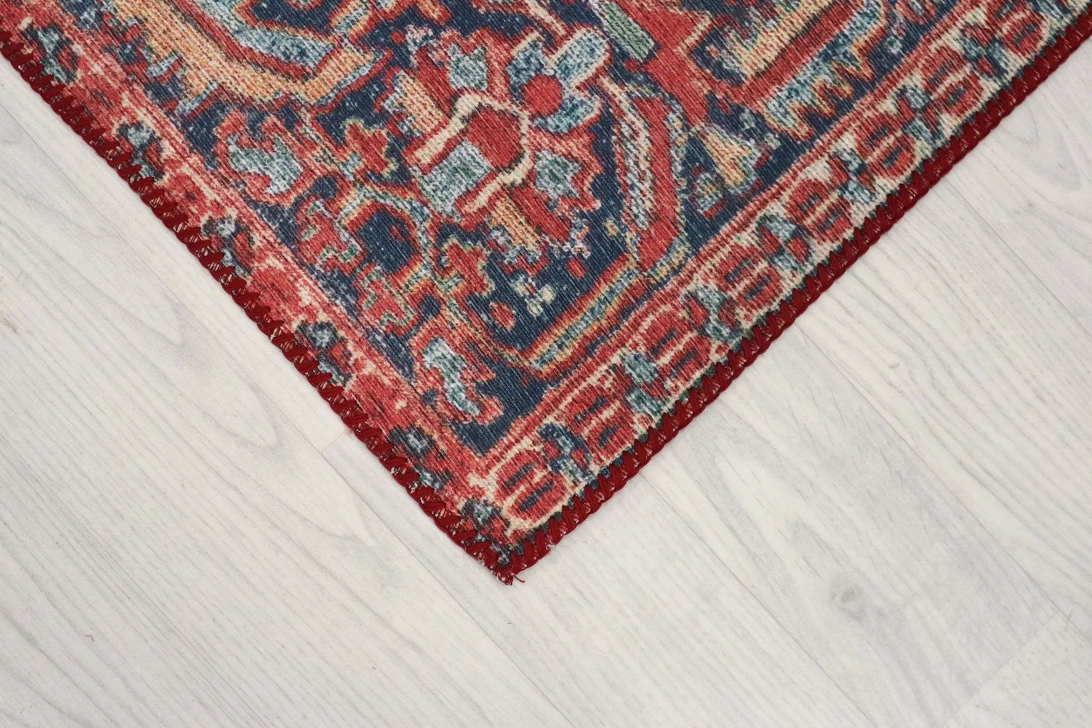 Pippur Printed Rug - Red - ZDB702