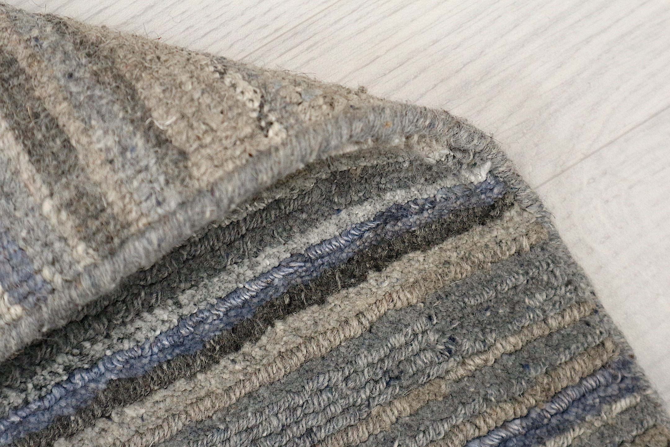 Modern Striped Rug - Indian Rug with Striped Design ECE007