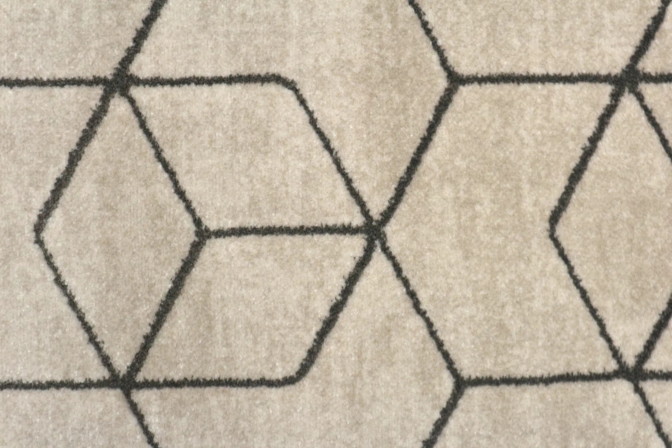 Opus Woven Rug - Machine Woven Rug with Traditional Design ZBC009