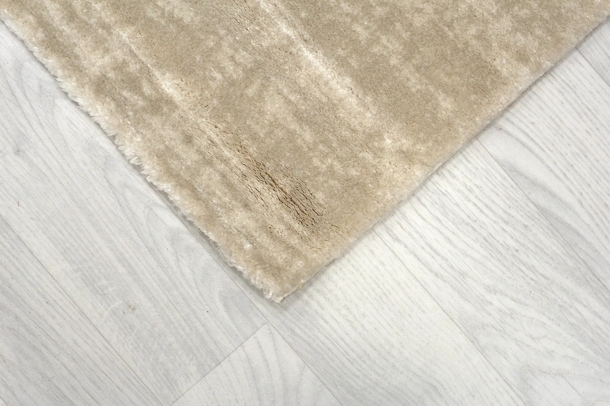 Opus Woven Rug - Machine Woven Rug with Traditional Design ZBC011