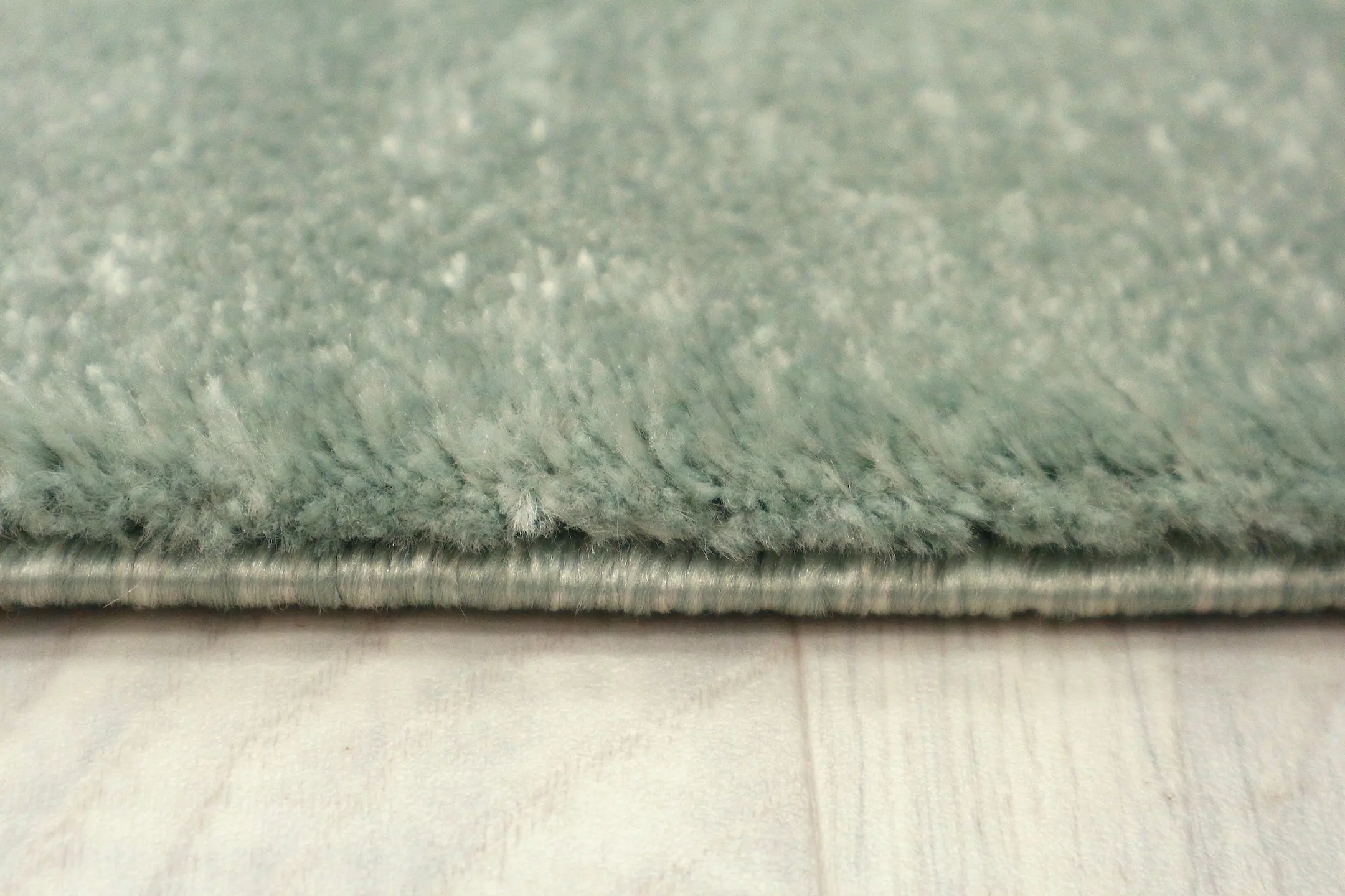 Opus Woven Rug - Machine Woven Rug with Traditional Design ZBC012