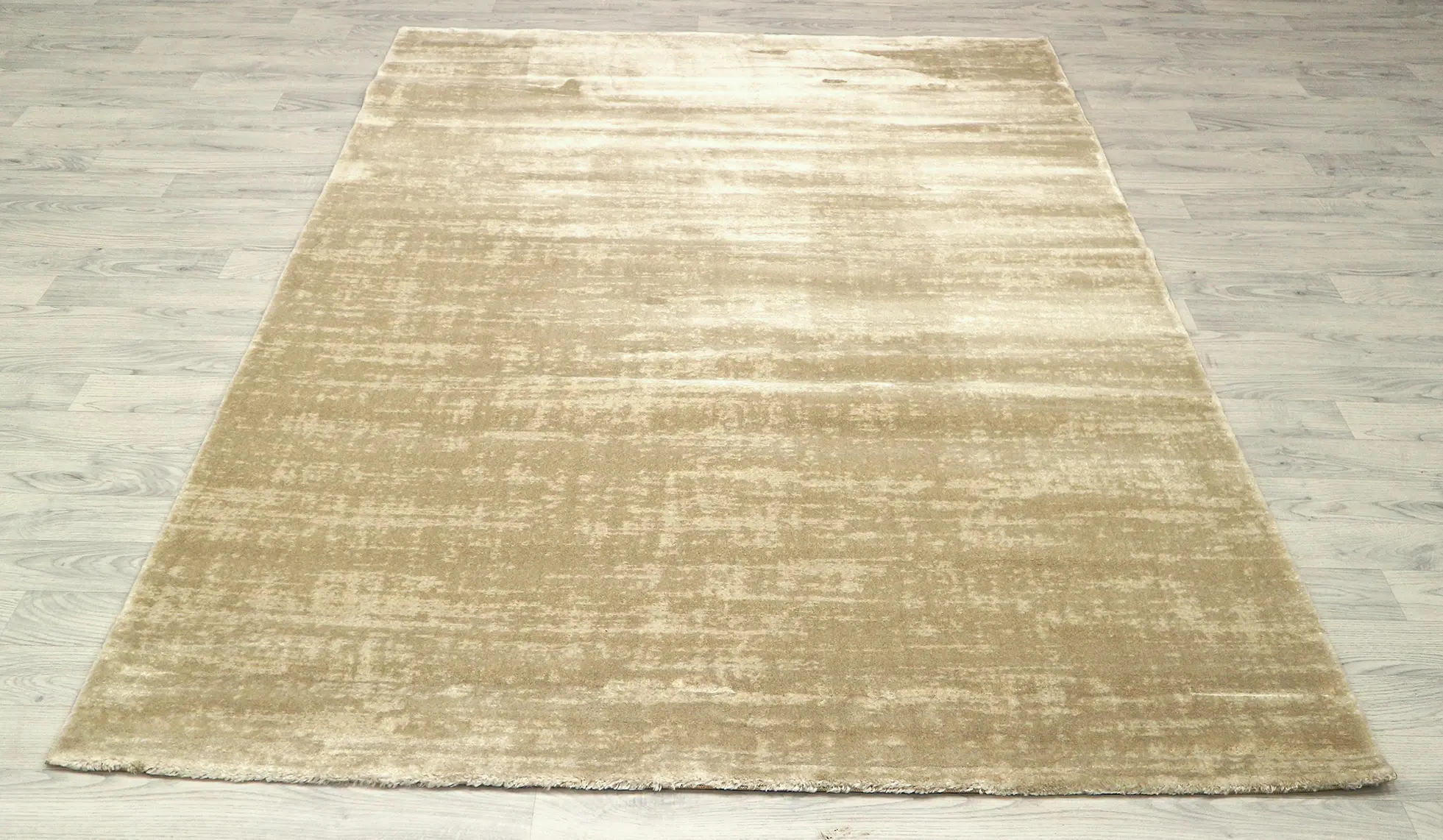 Opus Woven Rug - Machine Woven Rug with Traditional Design ZBC011