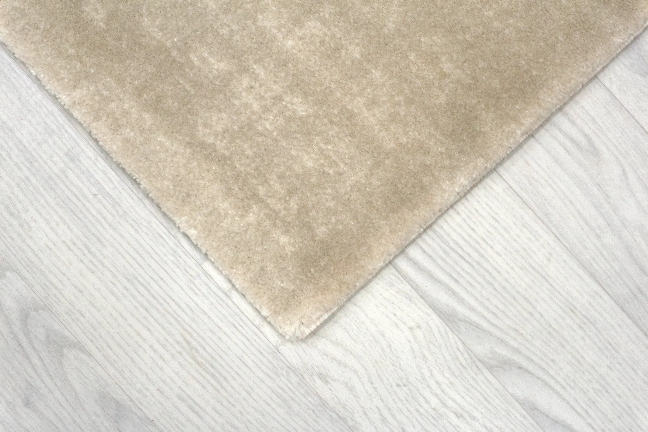 Opus Woven Rug - Machine Woven Rug with Traditional Design ZBC013