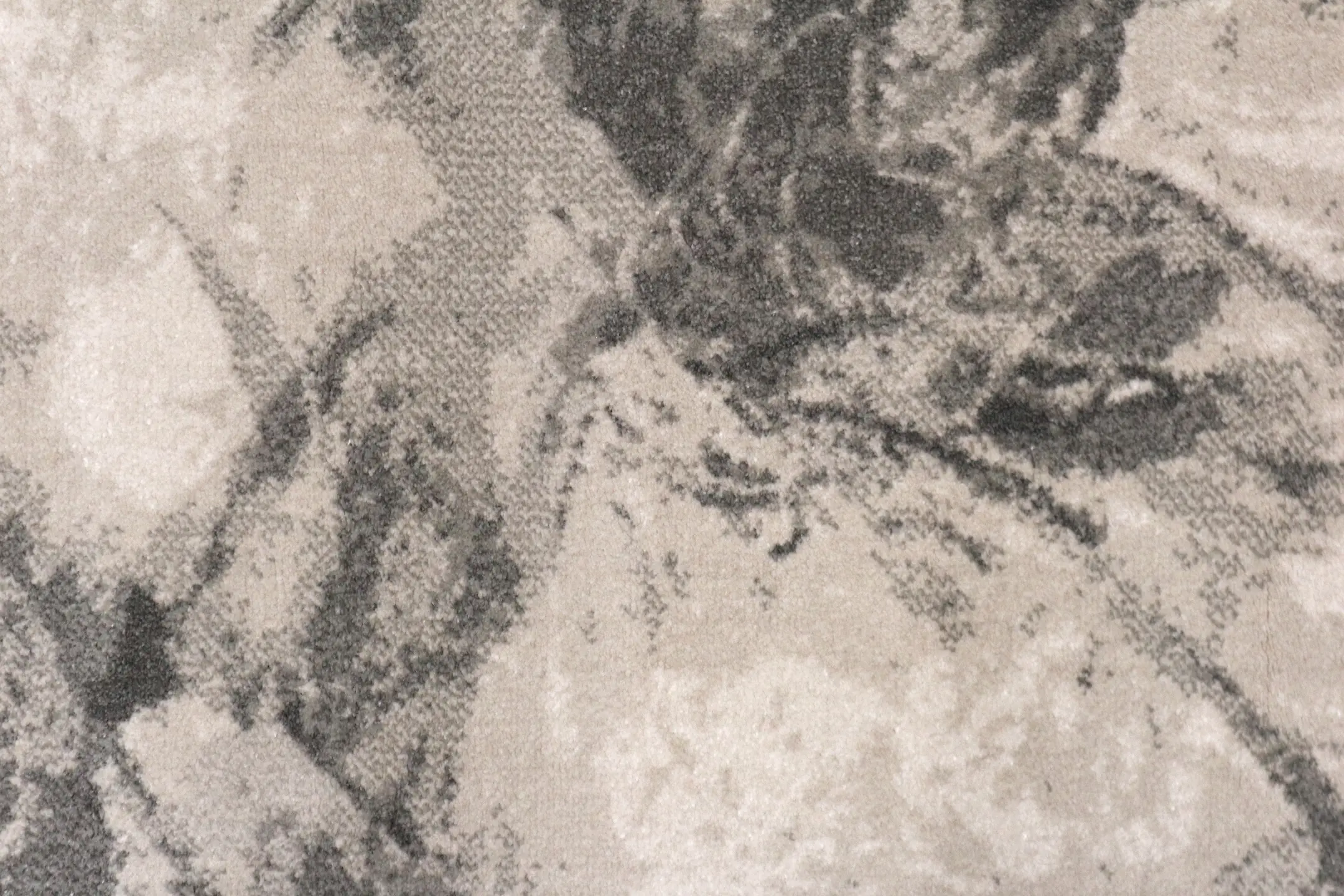 Opus Woven Rug - Machine Woven Rug with Traditional Design ZBC014