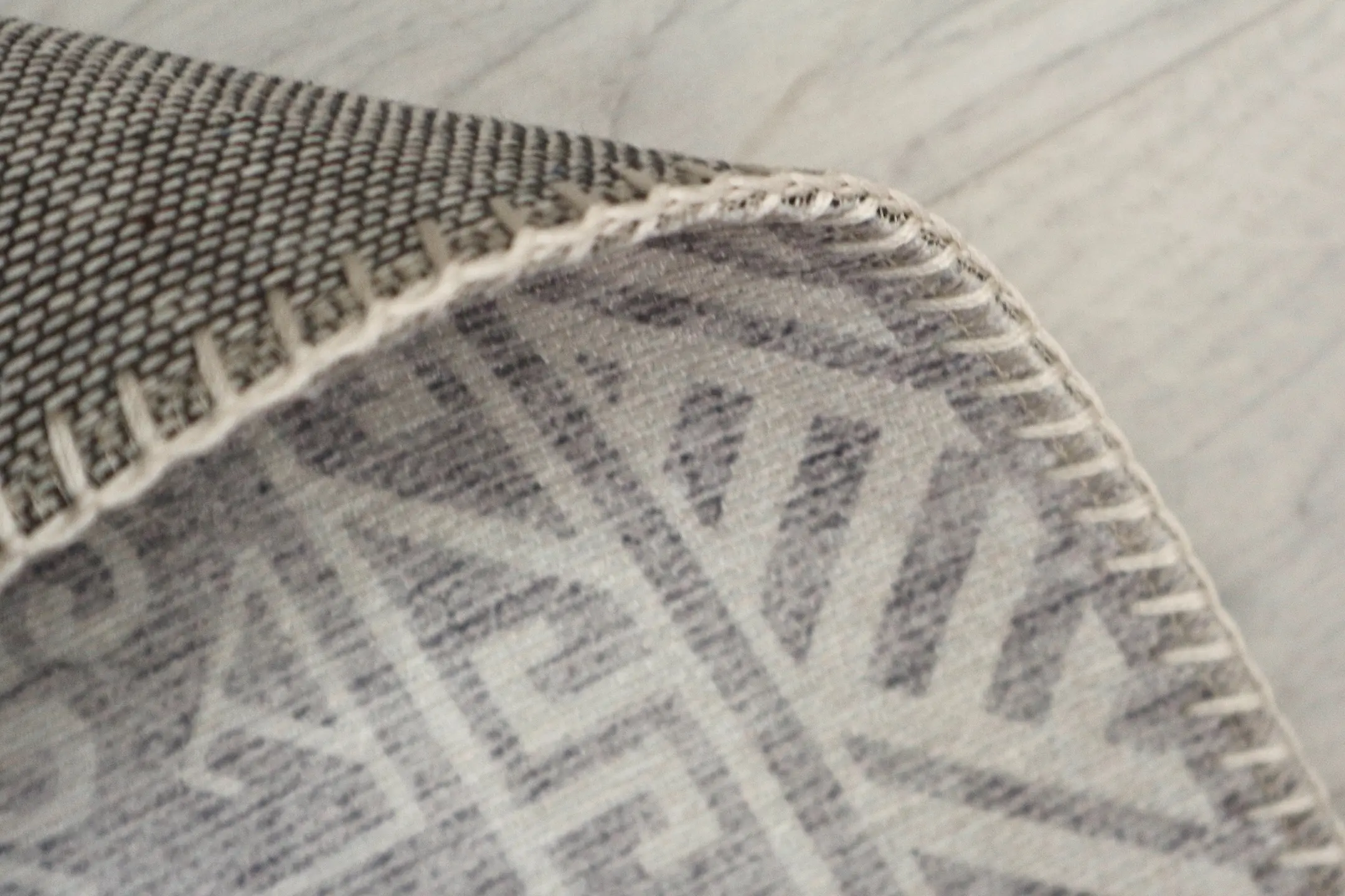 Pippur Printed Rug - Grey - ZDB705