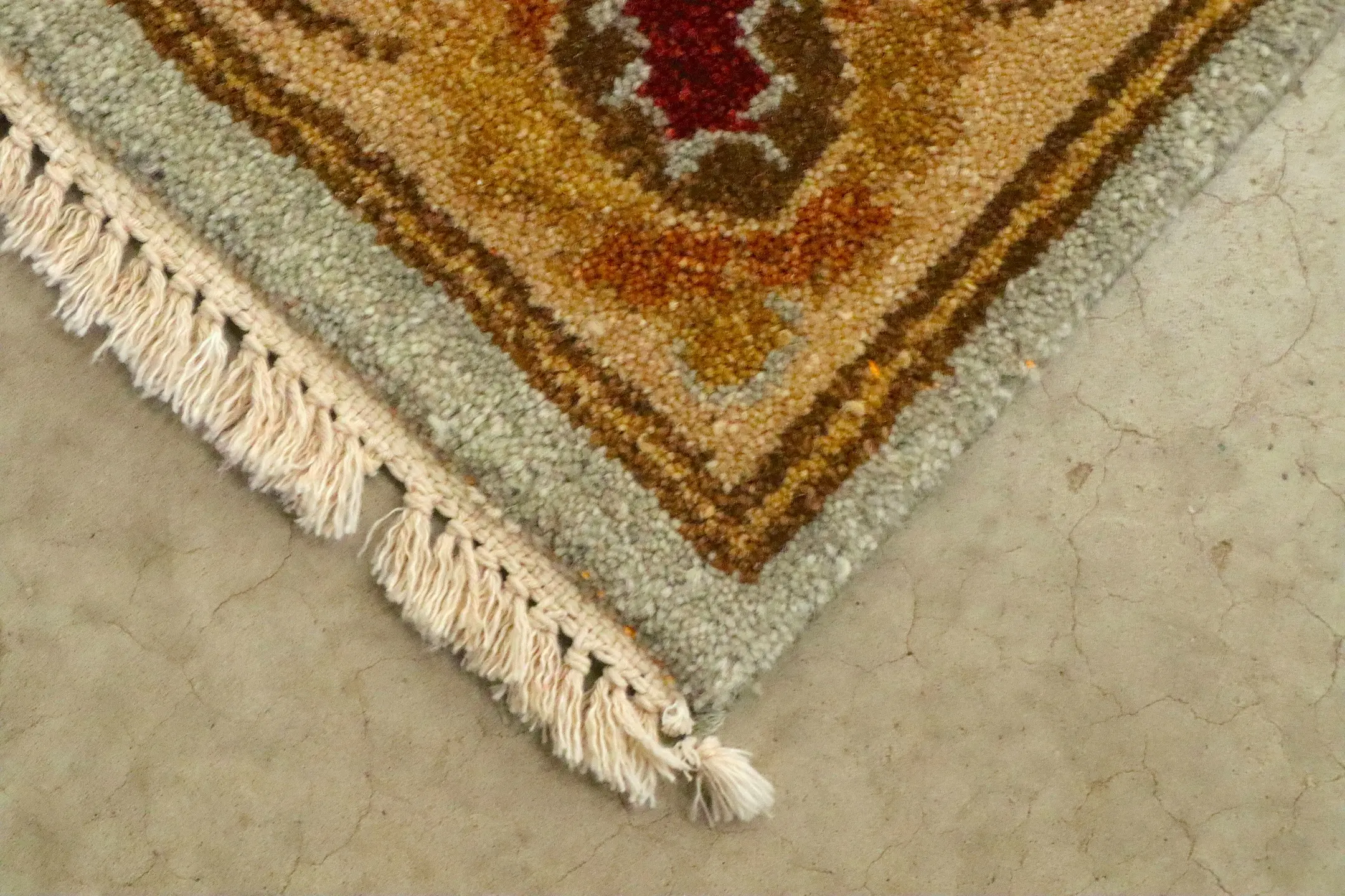 Indo Persian Rug IZV047CHE 299 x .75