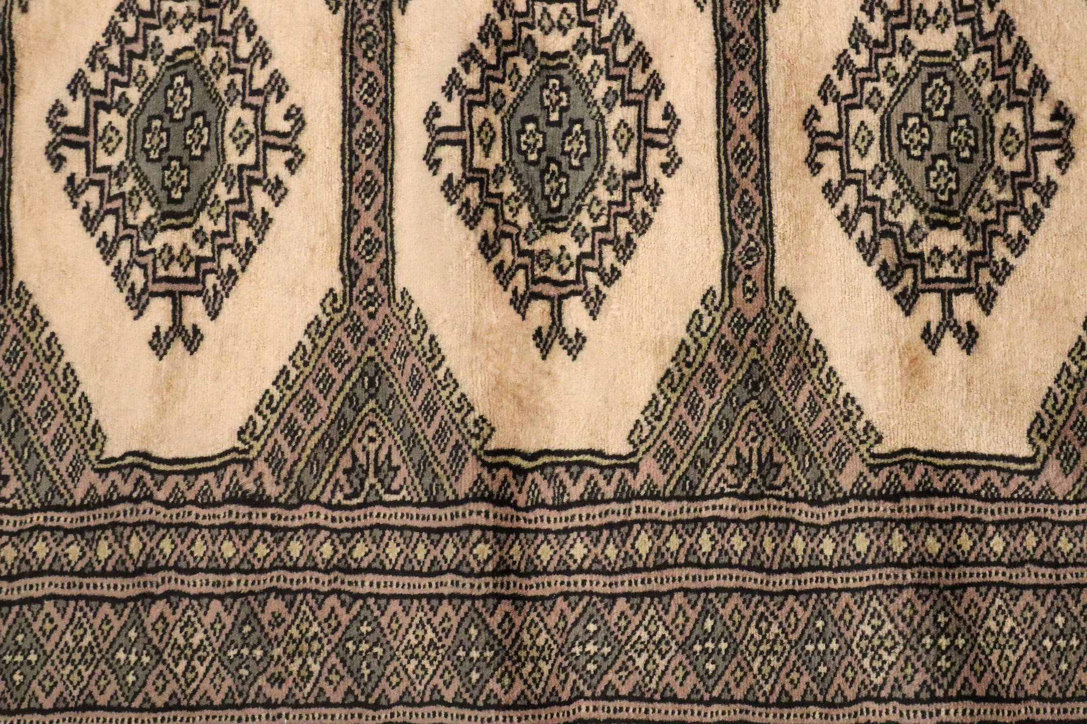 Pakistan Jaldar Rug PJA047045 281 x 83