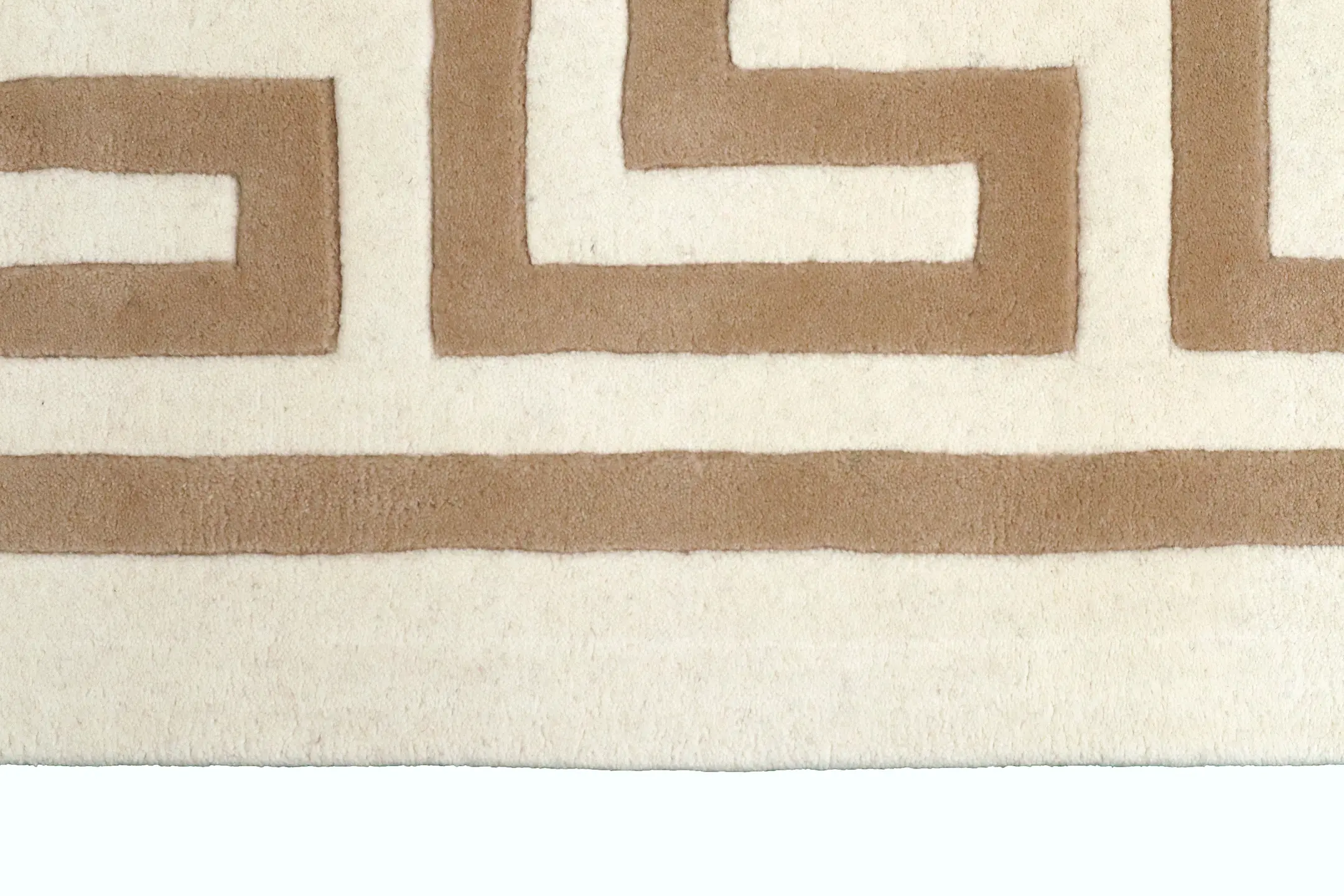 Indian Rug with Carved Greek Inspired Pattern  ECD030002 424 x 303