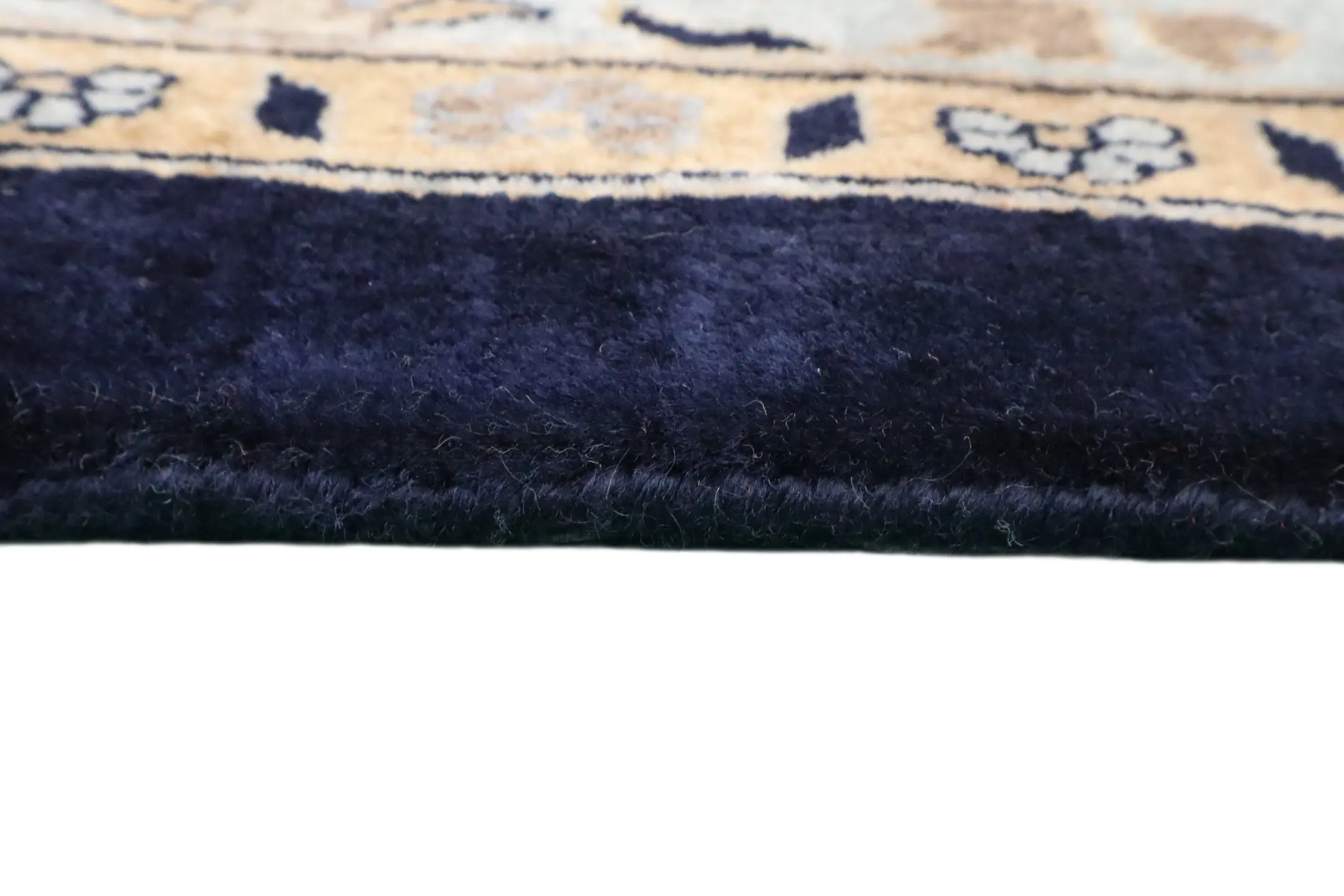 Fine Indo Persian Rug IPF035004 550x358