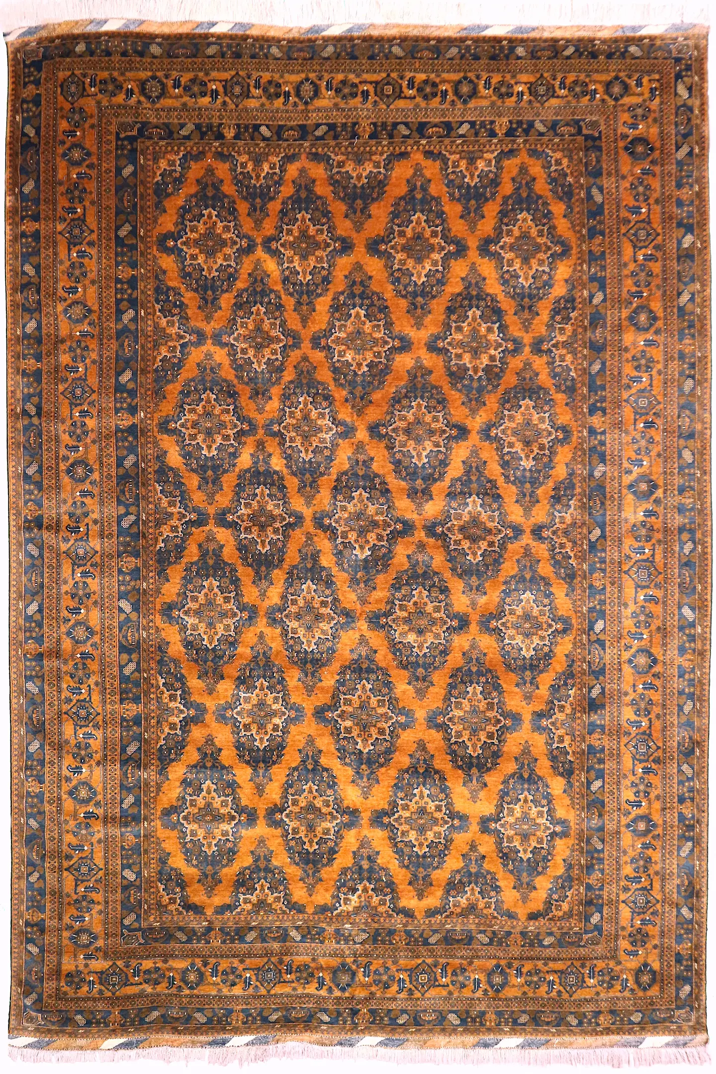 Fine Afghan Rug AKU036000 572x398