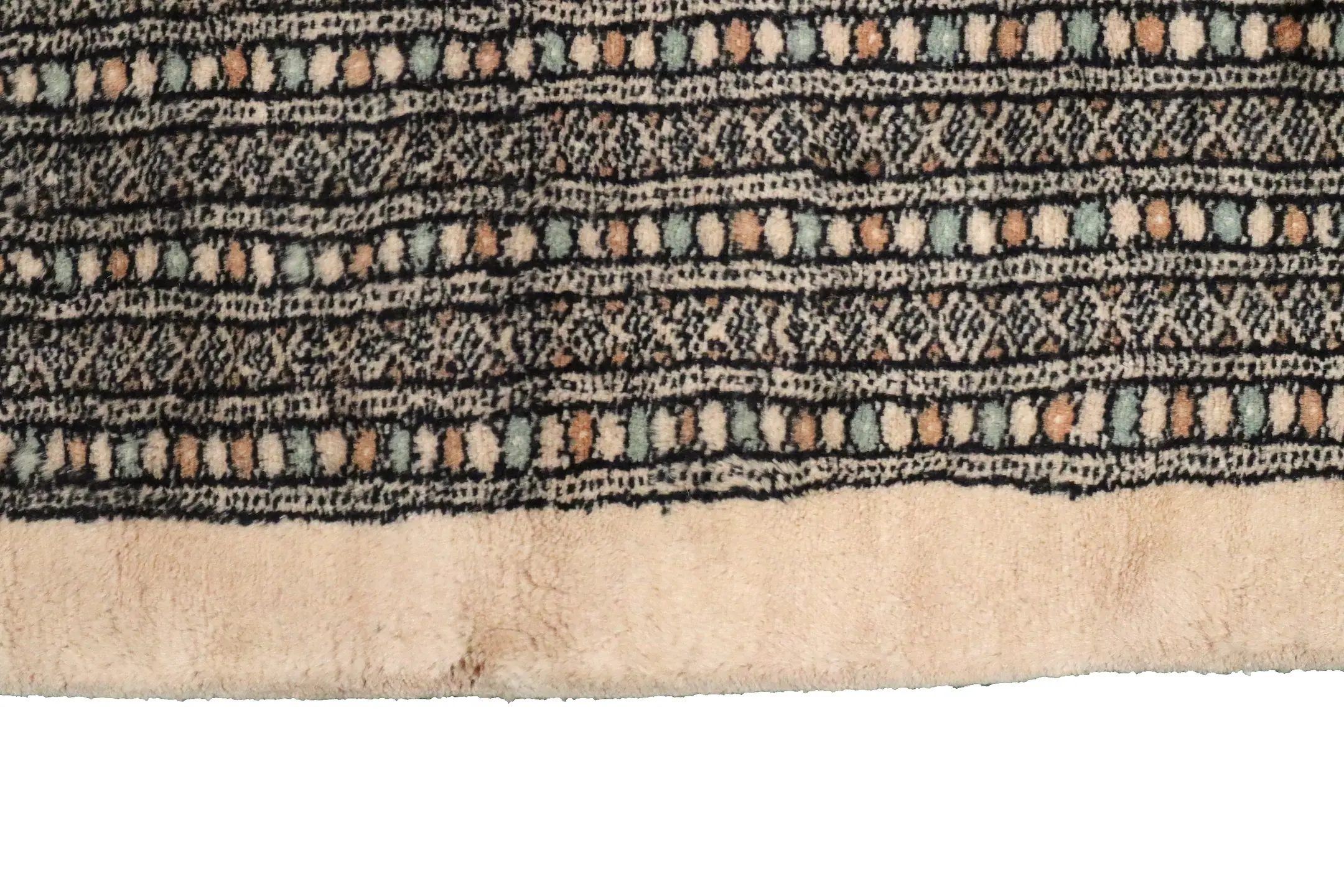 Fine Bokhara Plain Rug BOF030045 425x312