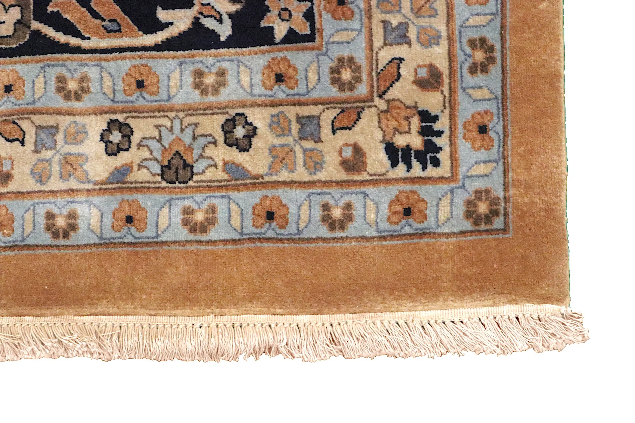 Very Fine Indo Persian Design Rug IPF035003 554x368