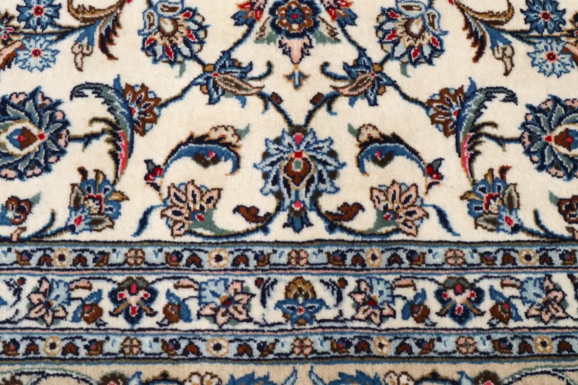 Persian Keshan Rug PKE029098 378x297