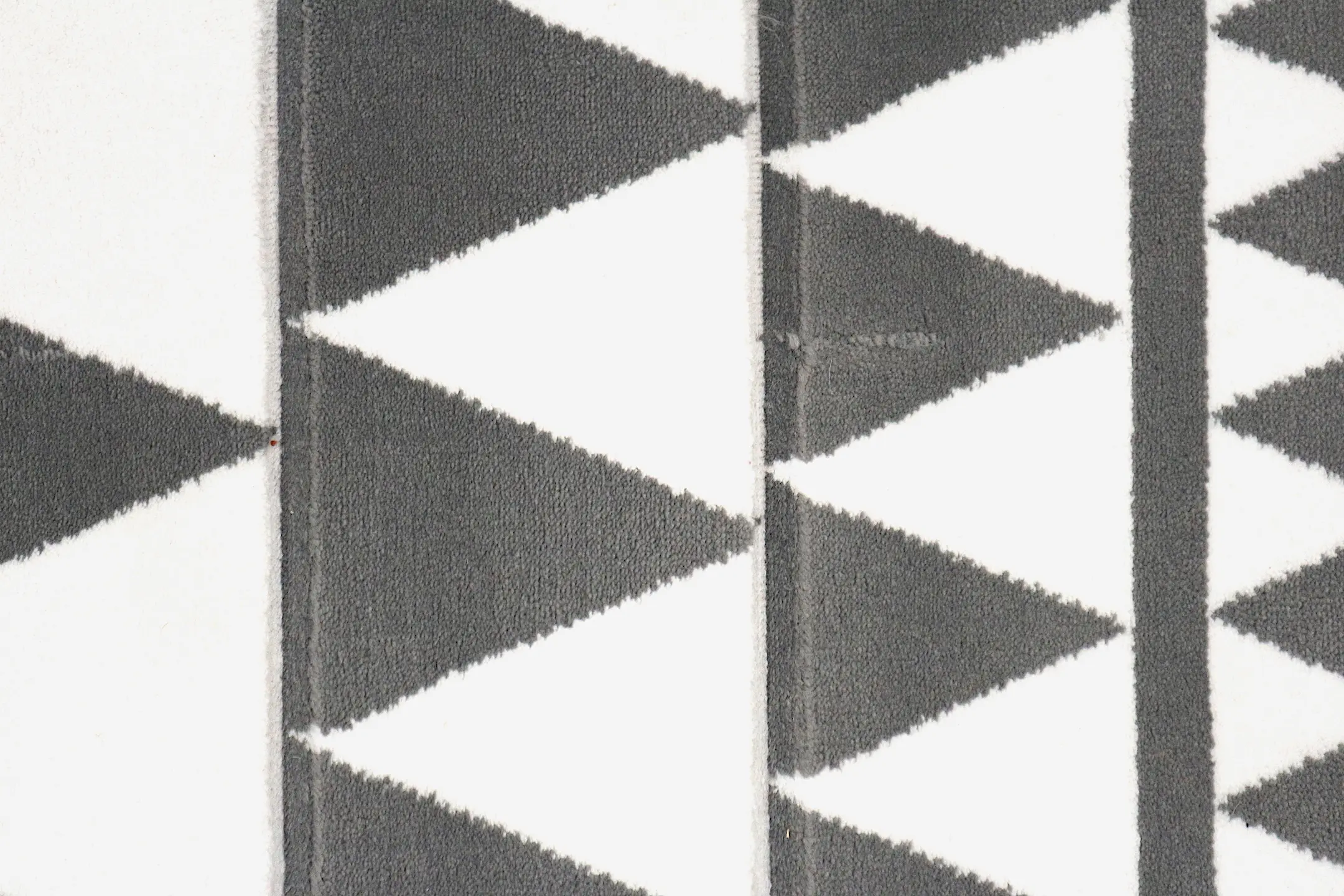 Machine woven rug -  FAU000075 AB