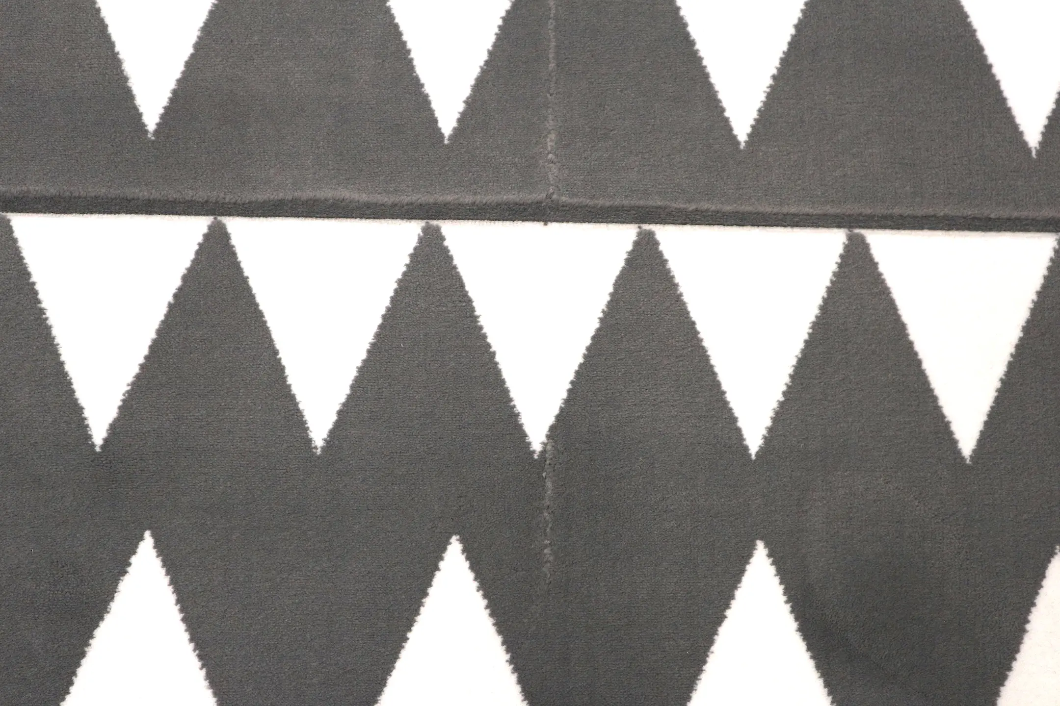 Machine woven rug -  FAU000075 AB