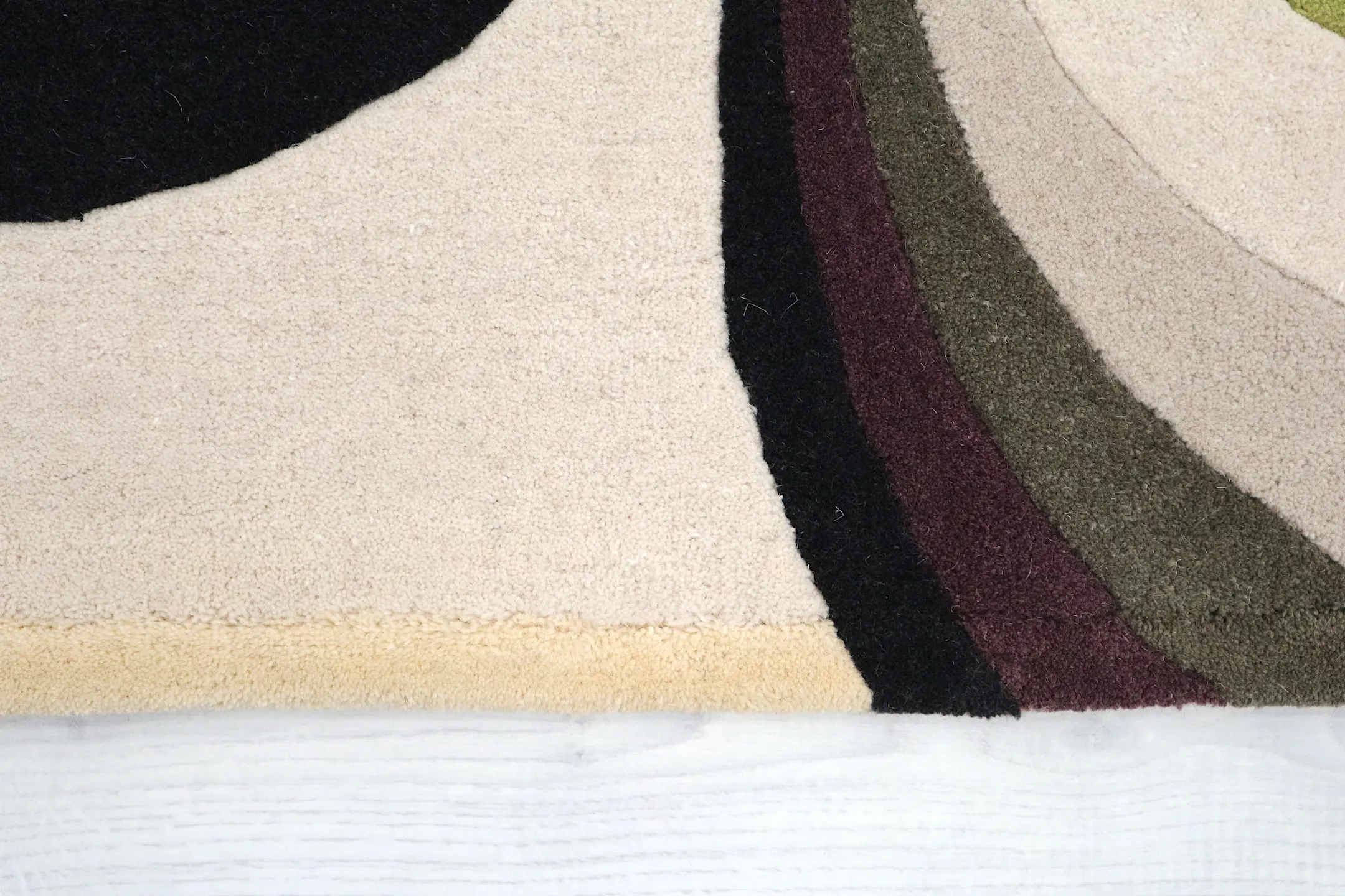 Contemporary Vibrant Rug - FAU000200 AK