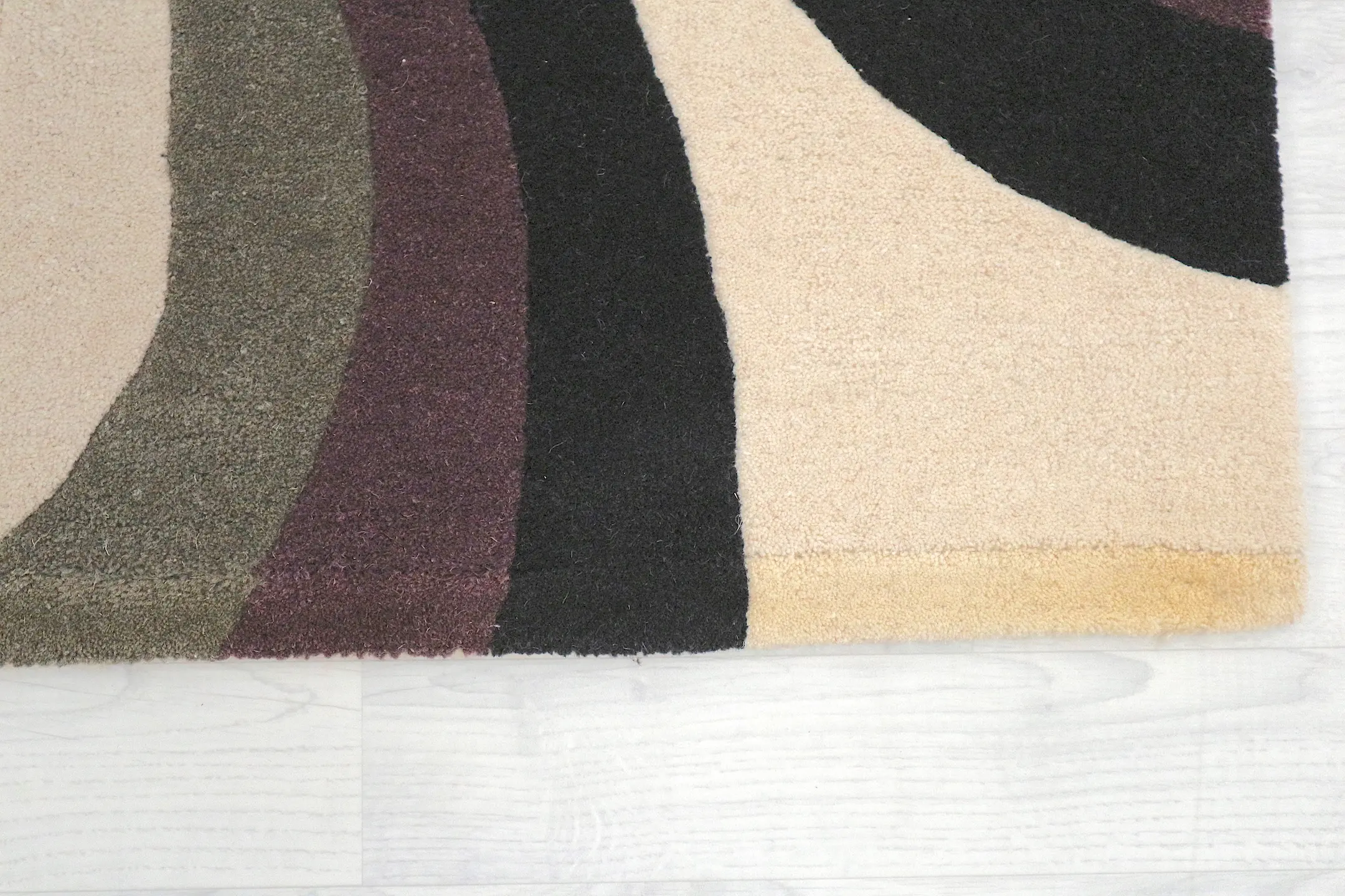 Contemporary Vibrant Rug - FAU000200 AK