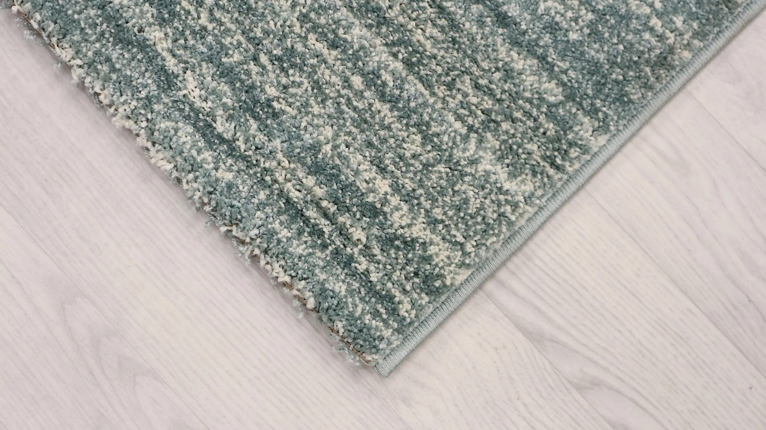 Grace Machine woven rug NGR001