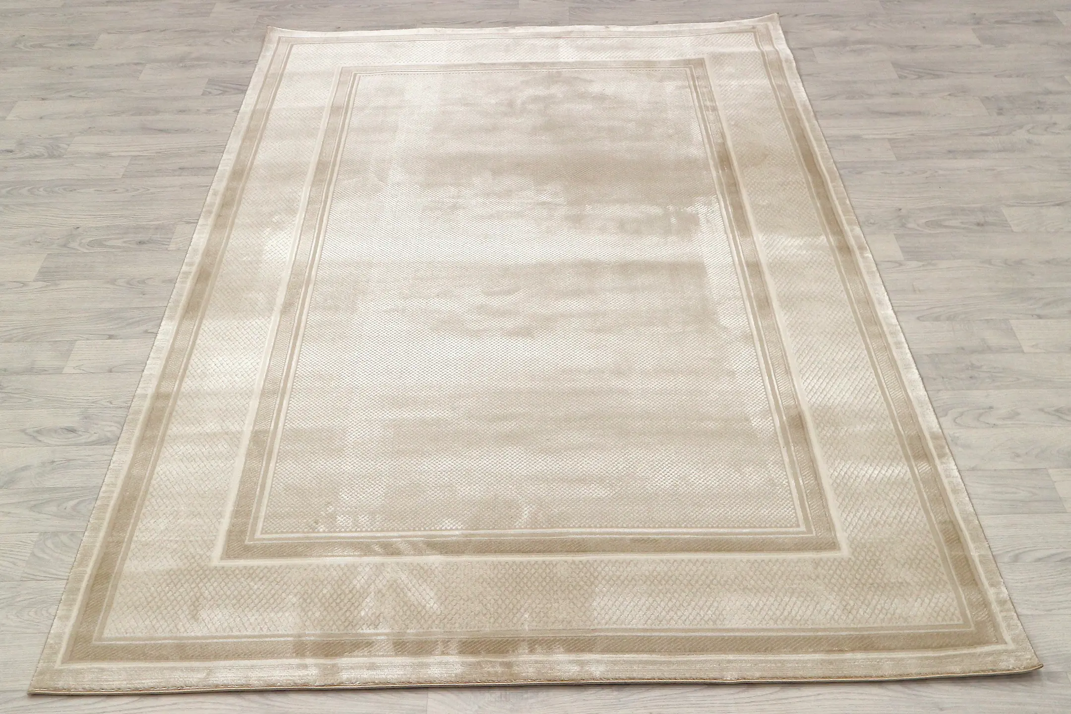 Turkish Machine Woven Oyster rug NOY001