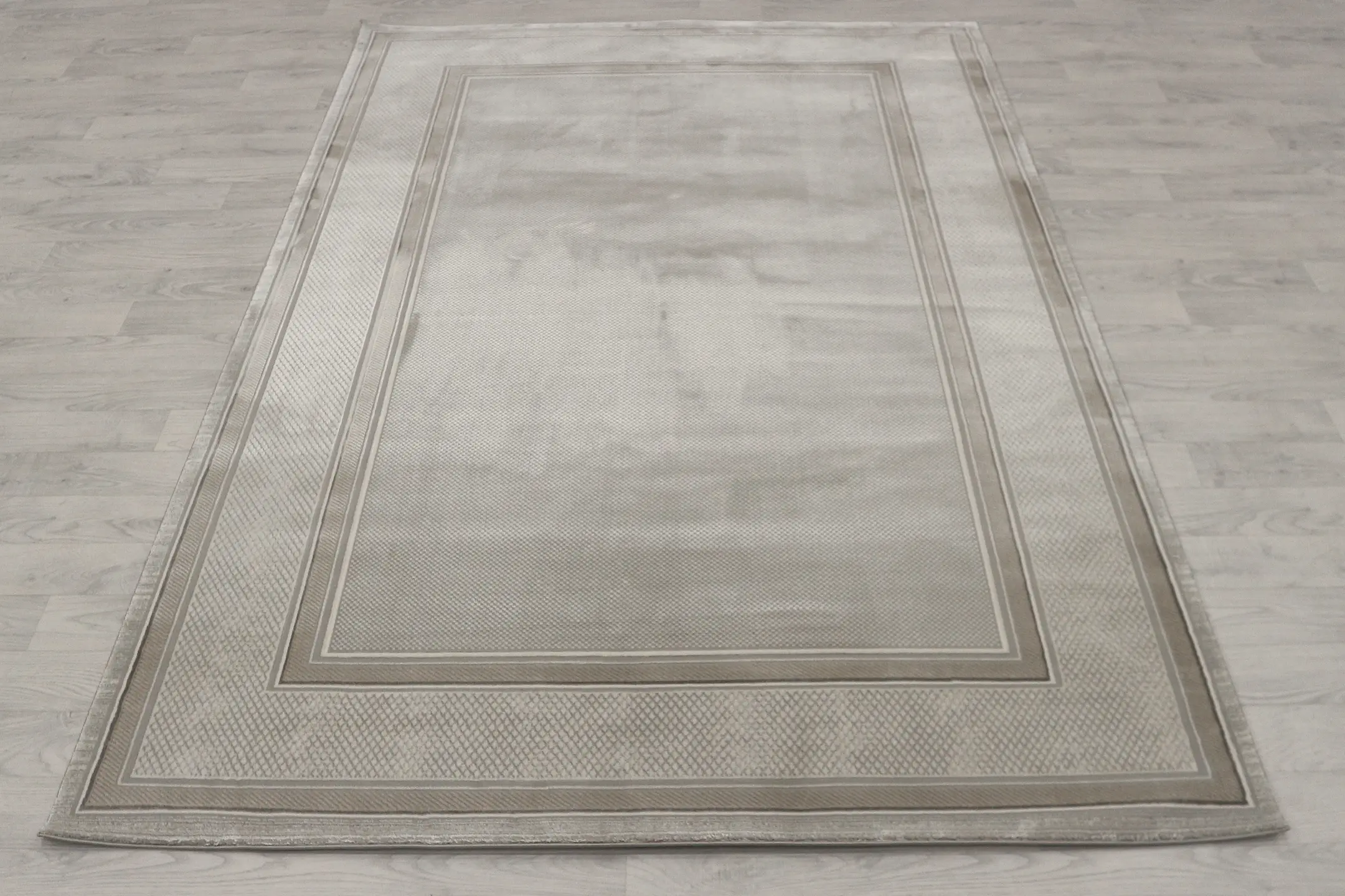 Turkish Machine Woven Oyster rug NOY002