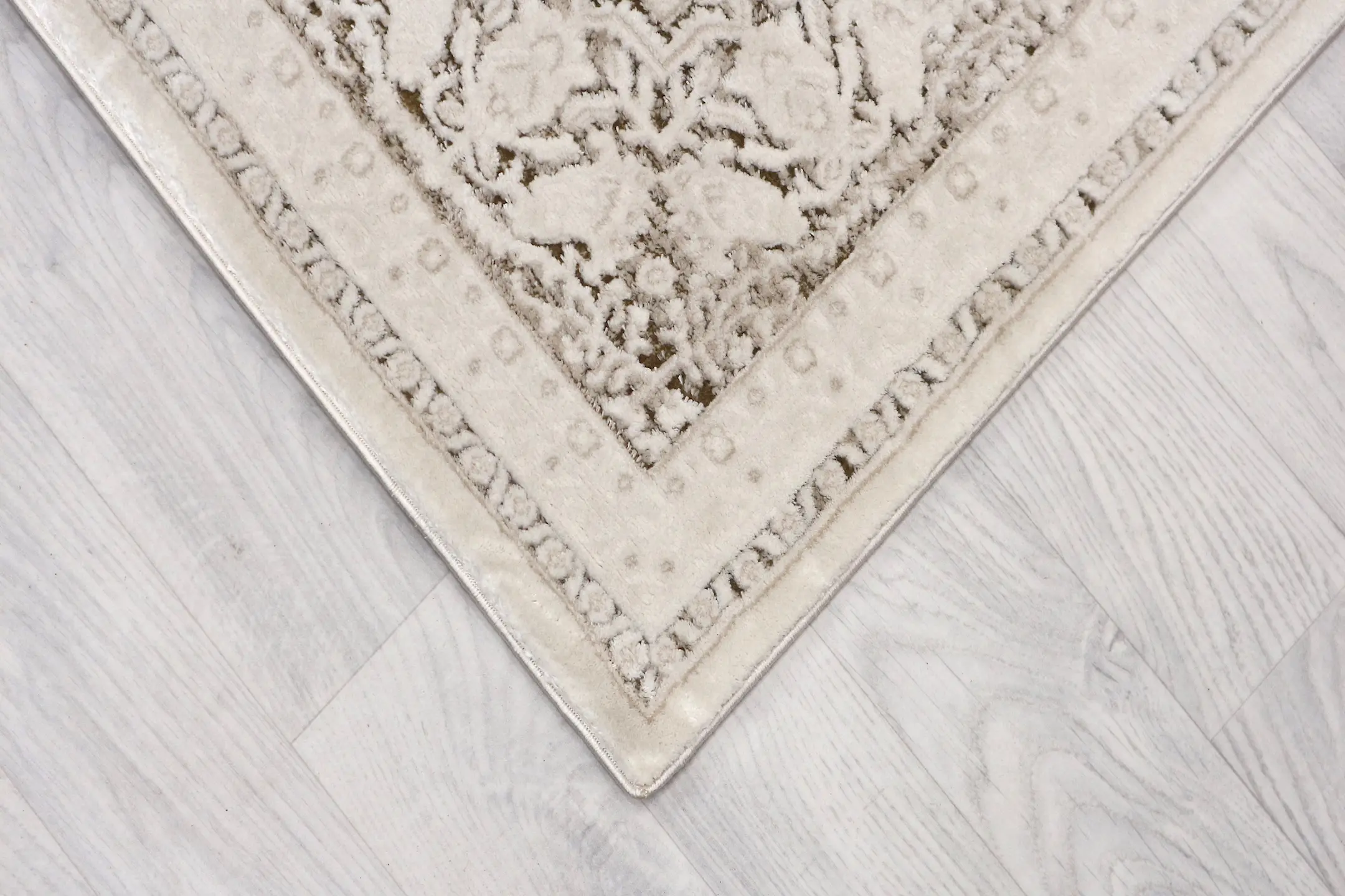 Turkish Machine Woven Oyster rug NOY003