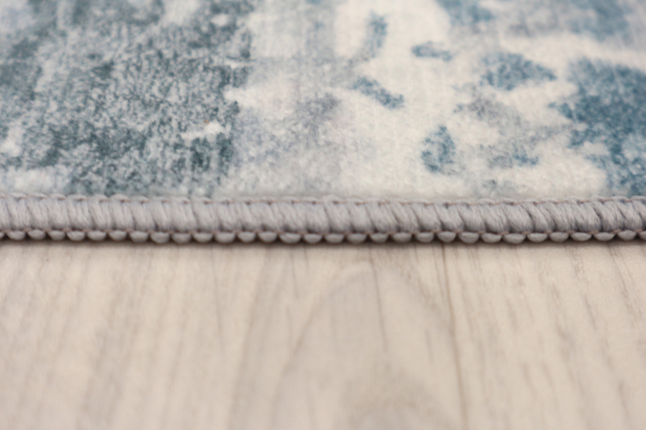 Machine woven Kaydon washable rug NWA001