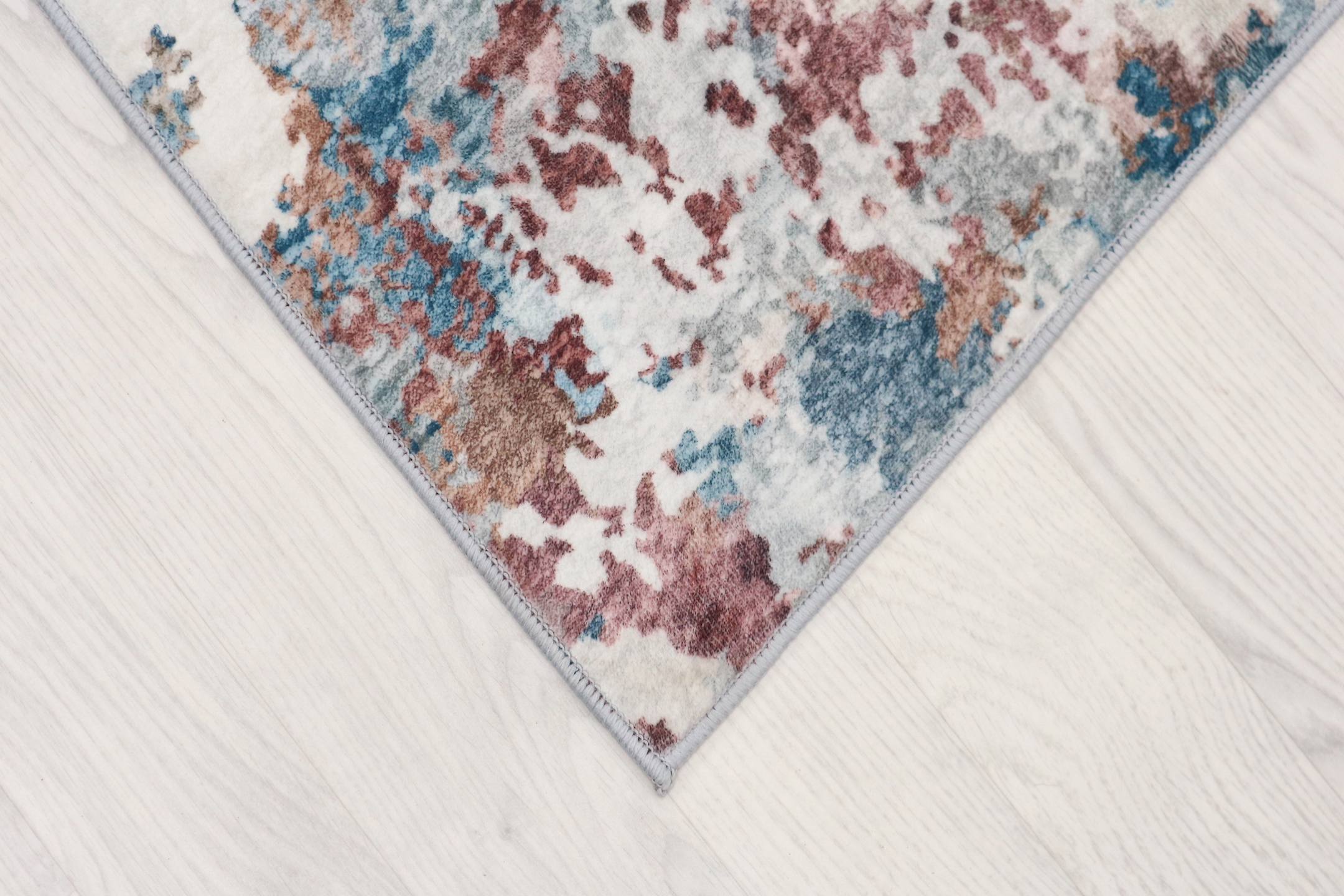 Machine woven Kaydon washable rug NWA002