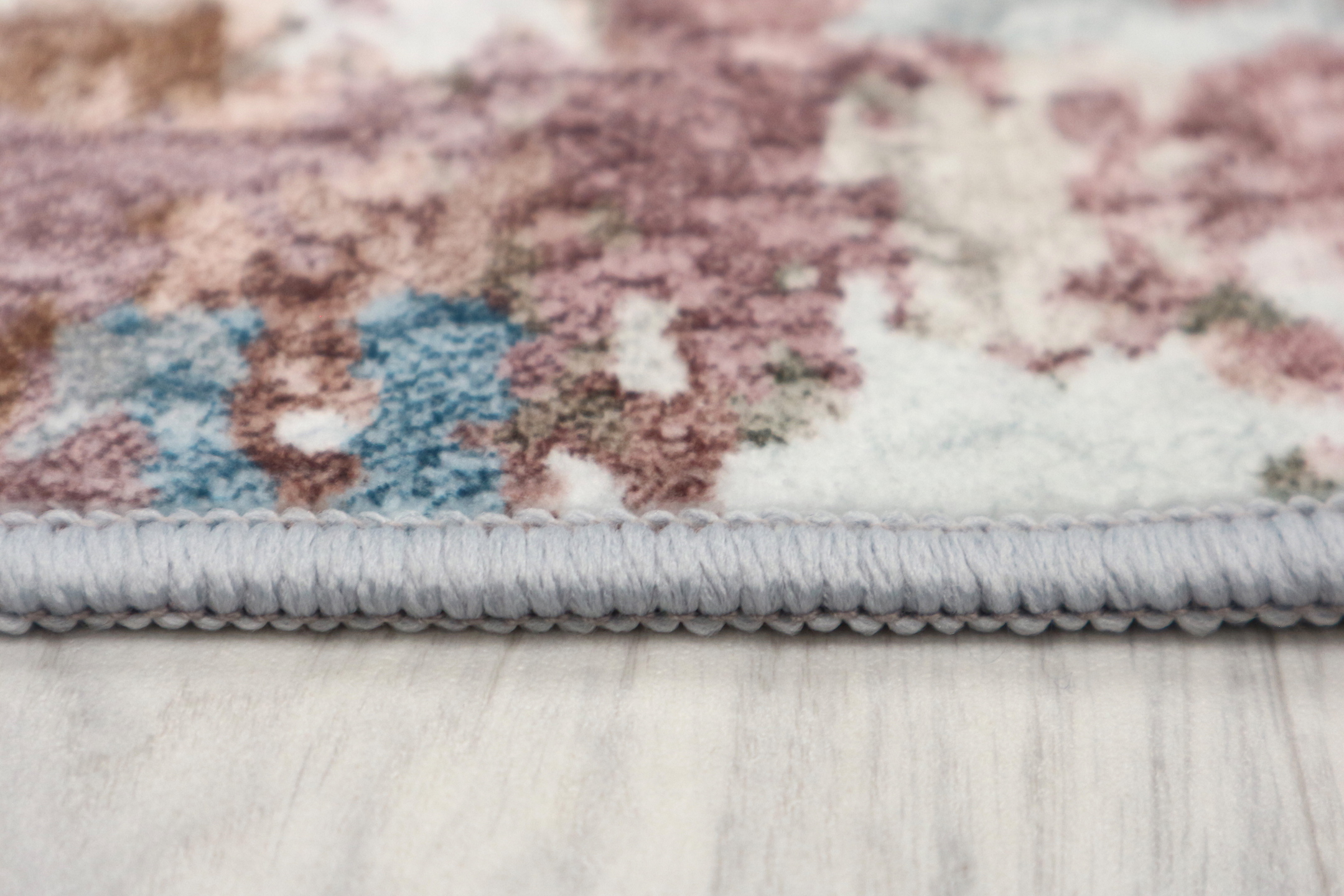 Machine woven Kaydon washable rug NWA002