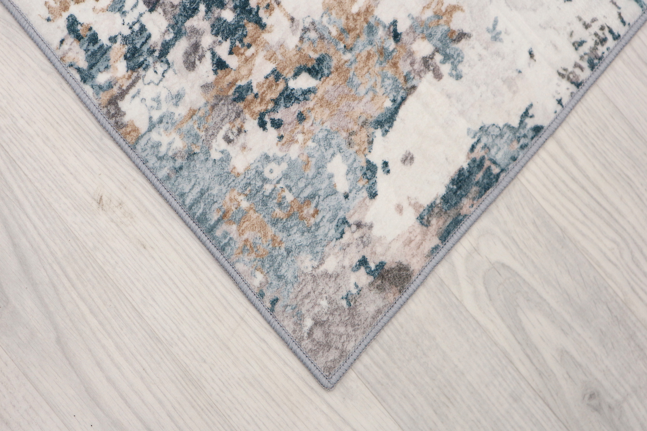 Machine woven Kaydon washable rug NWA003