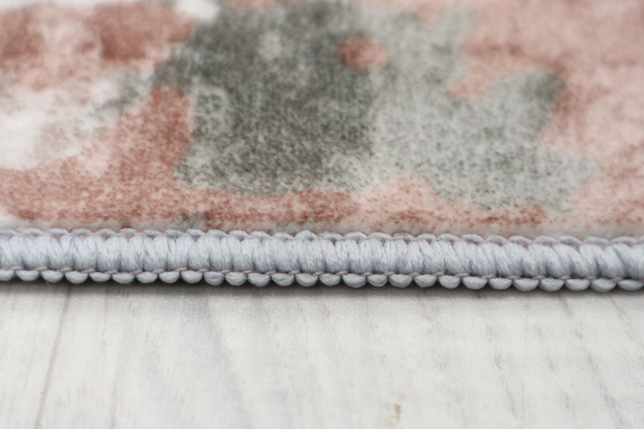 Machine woven Kaydon washable rug NWA005