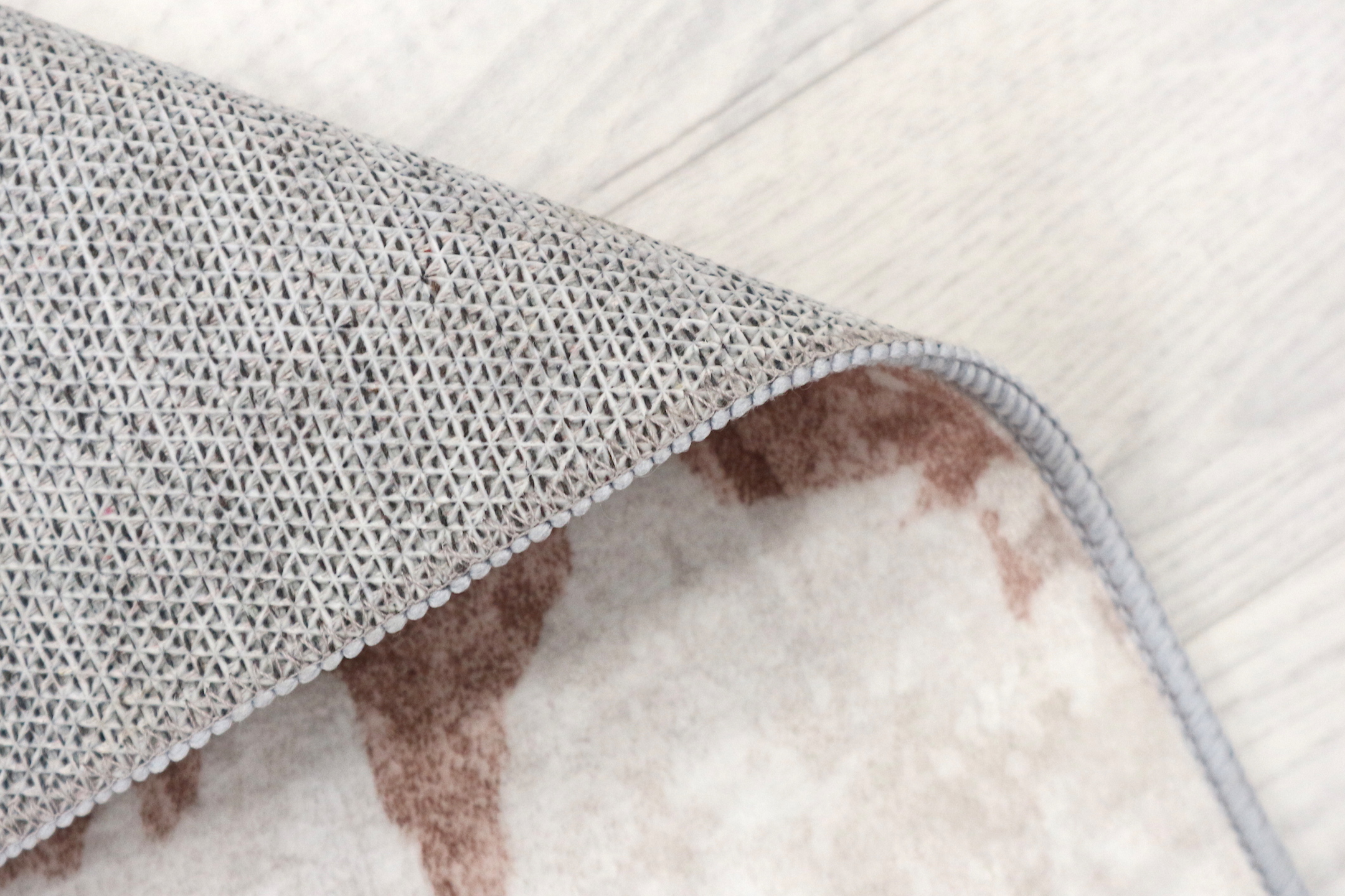 Machine woven Kaydon washable rug NWA005