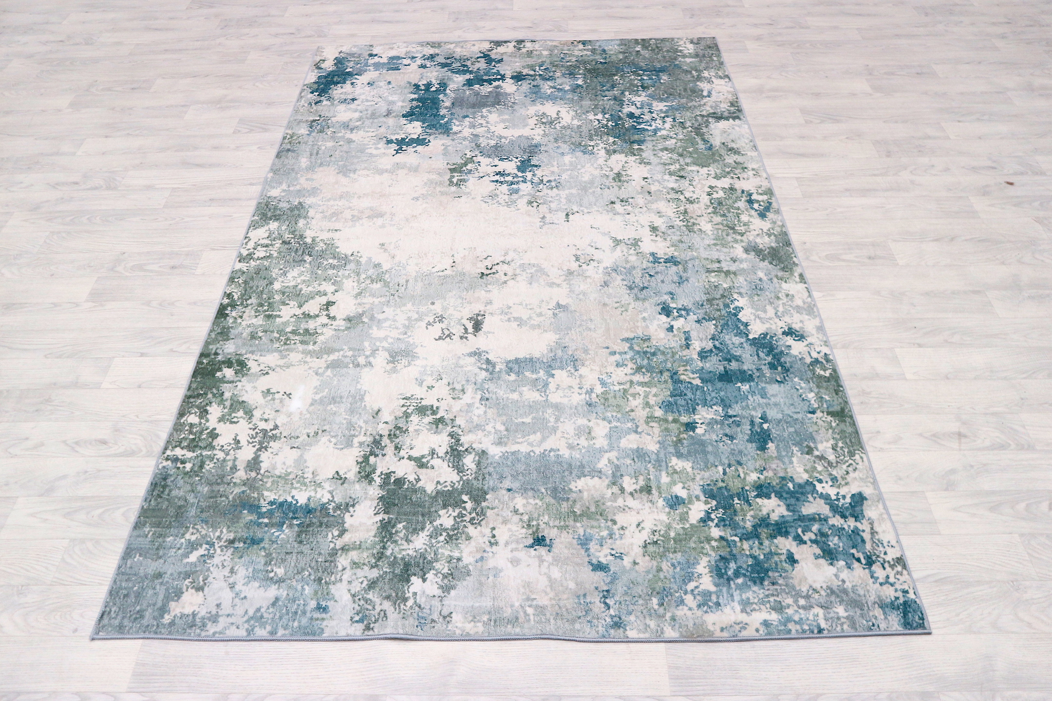 Machine woven Kaydon washable rug NWA006